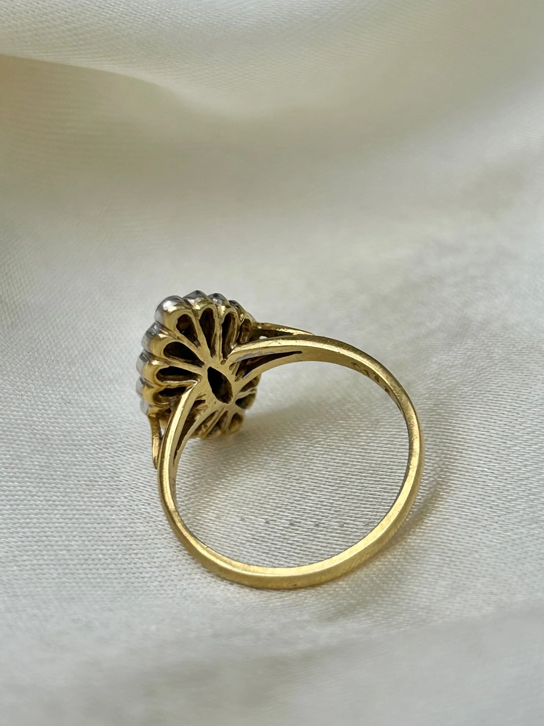 D35DE4E5-E5C3-4AE6-9547-9528B67B6191