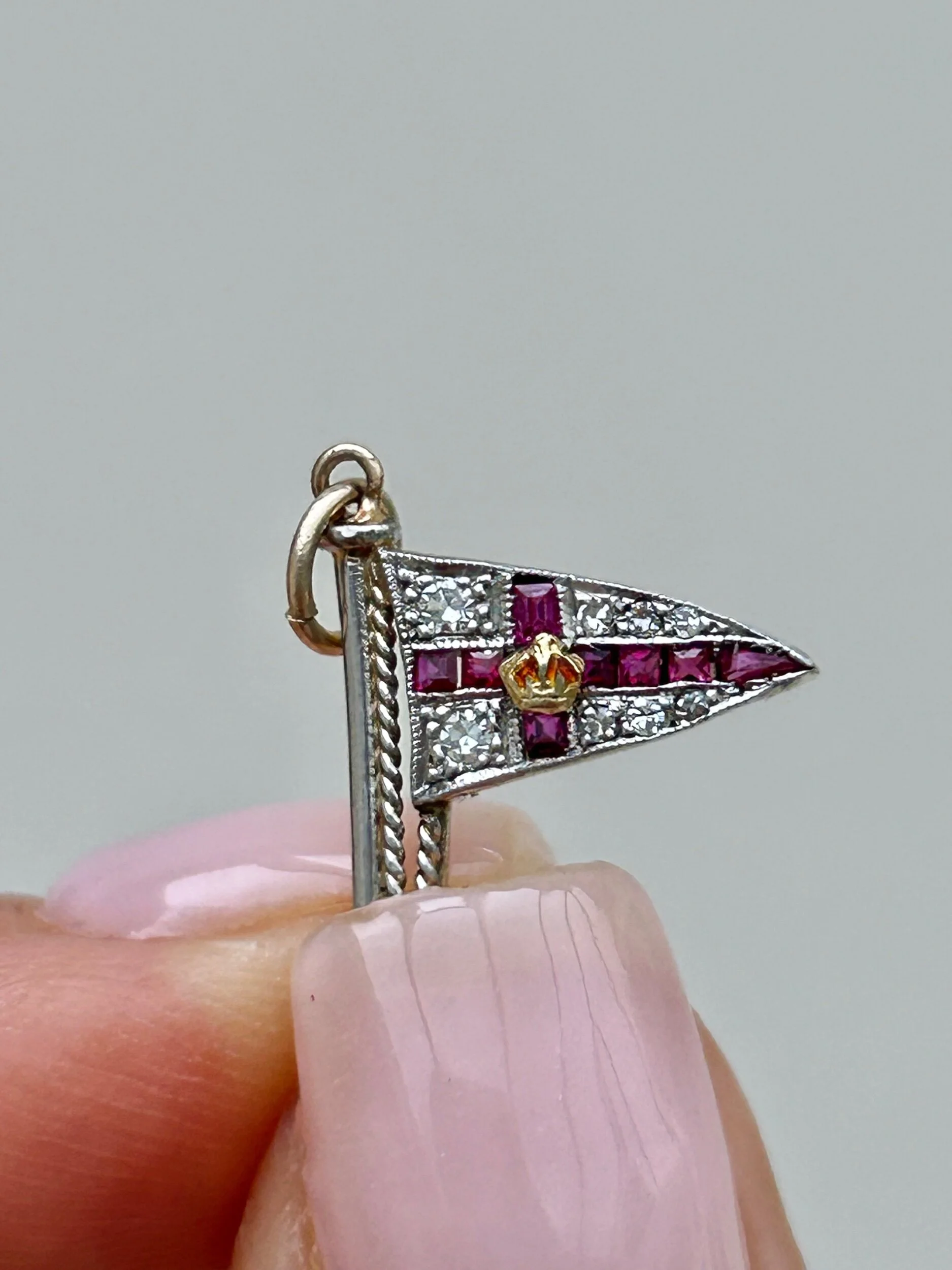 87B5056A-AFBB-415E-9FB9-E6FE95E187F9