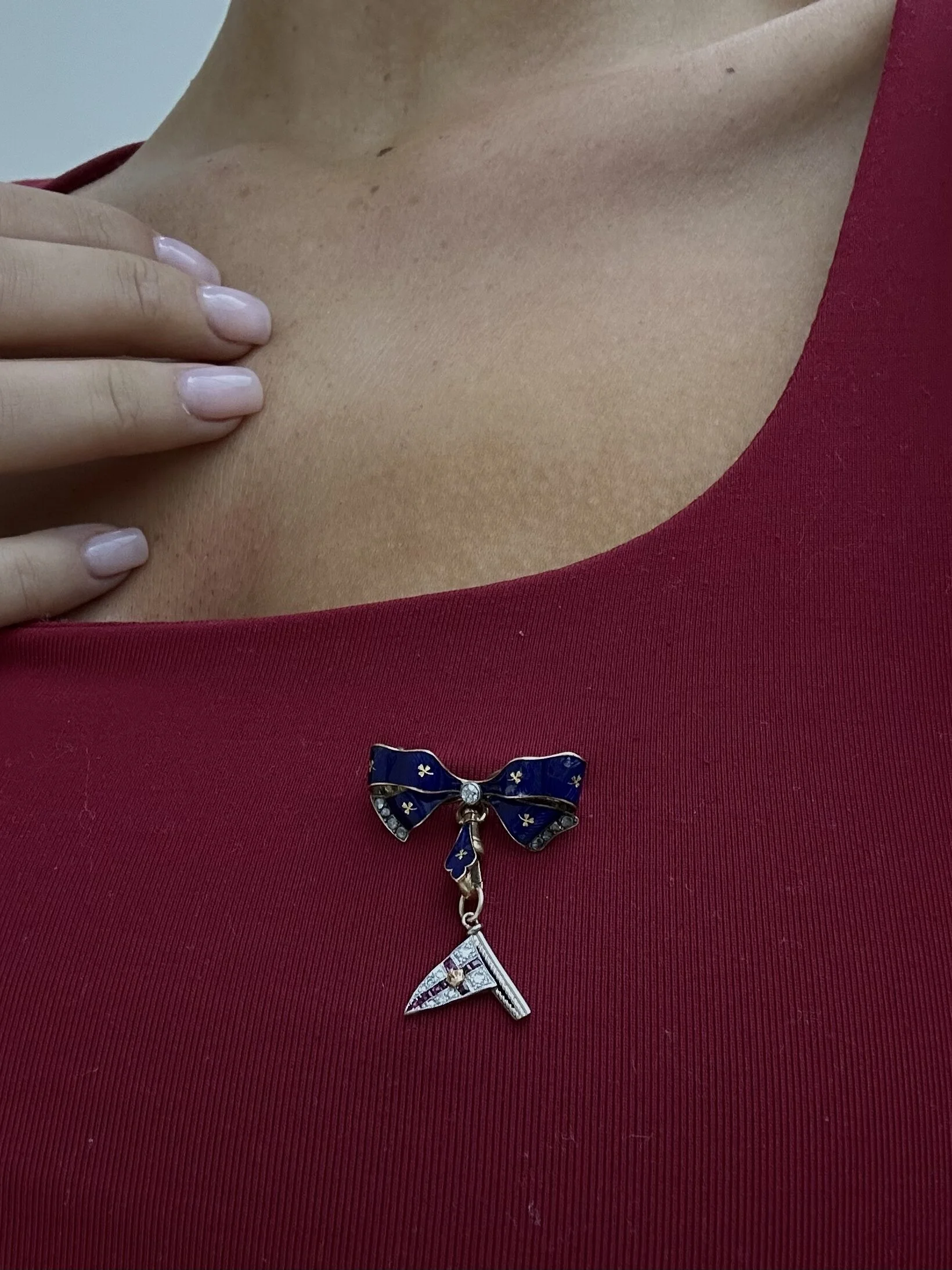 333E5D06-FE55-40E7-B01D-B97ED77F80B2