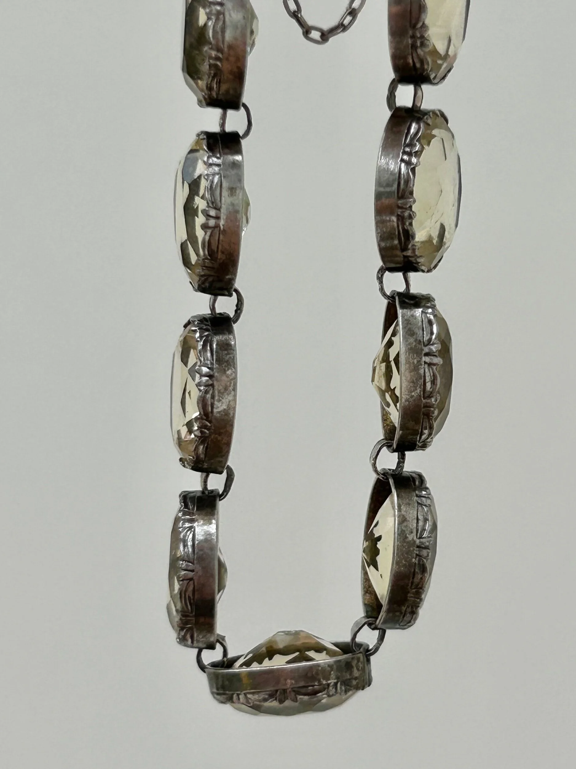 1D69419F-A756-4492-B0E8-C741961BDC5D