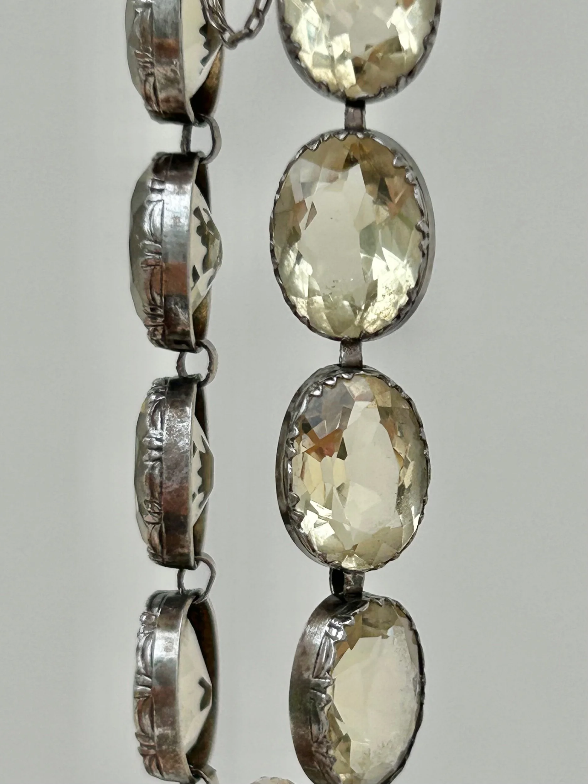 EFD75EA1-5A16-45F7-A1D6-B4CE47ABC0CD