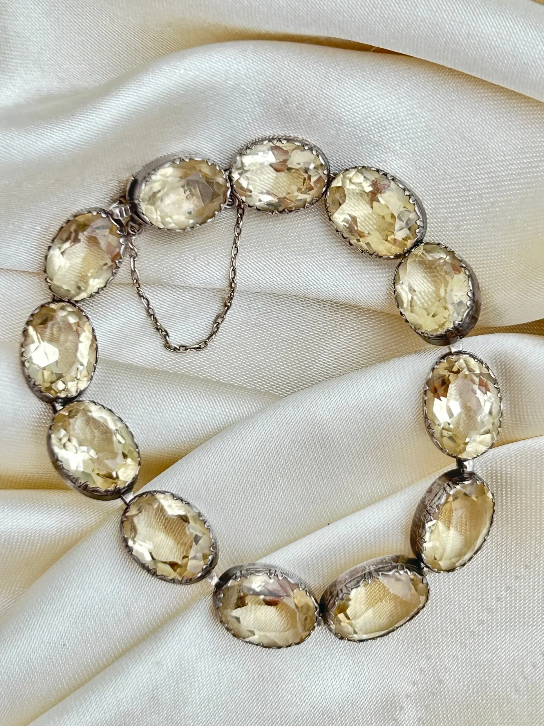 F6444EC7-6B7A-42D1-949A-3CDAF5057654