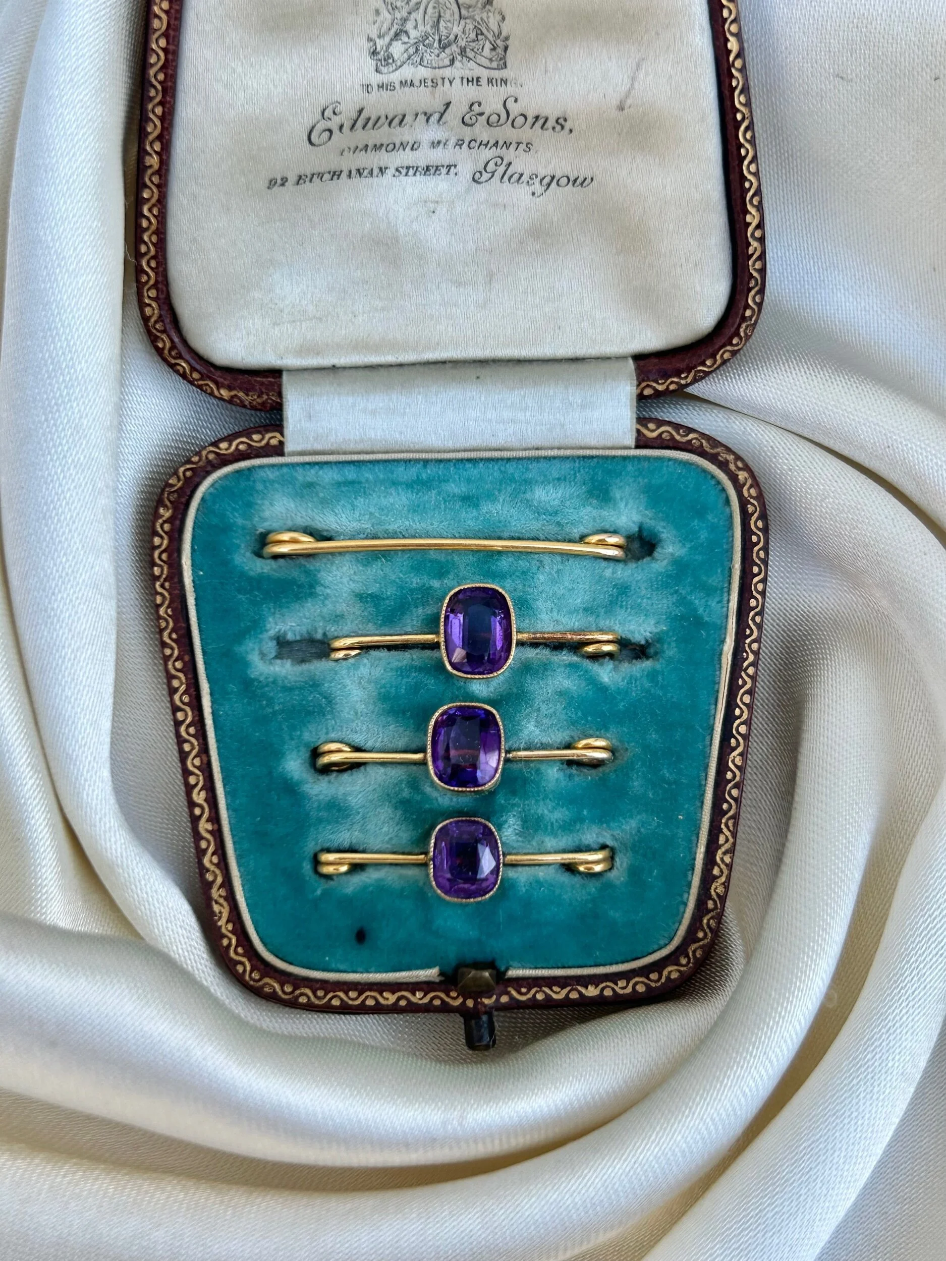 F543BF0B-1F04-4E75-85B5-75EA60AB4CA9