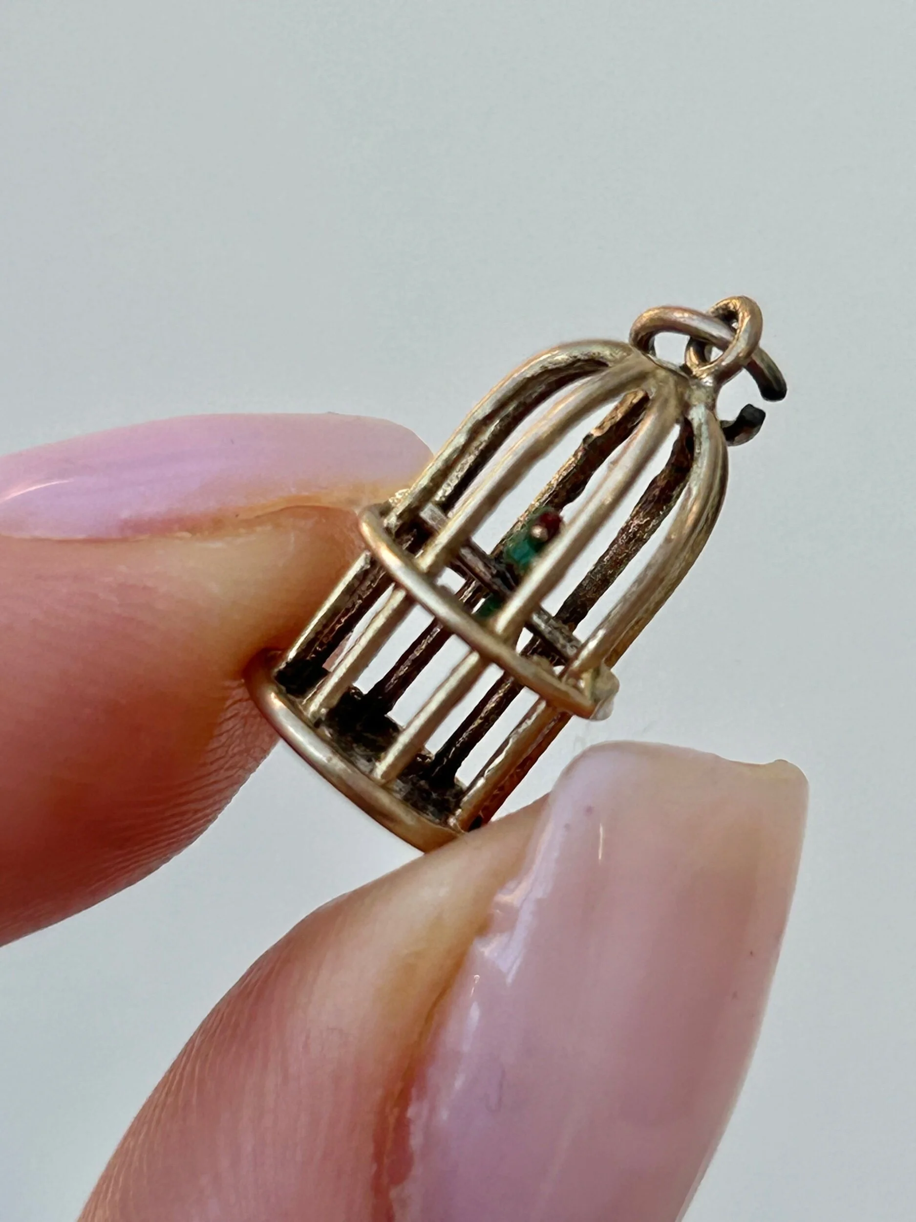 3E71BB2C-EE6B-43E8-AEEC-F5386D59A2DB