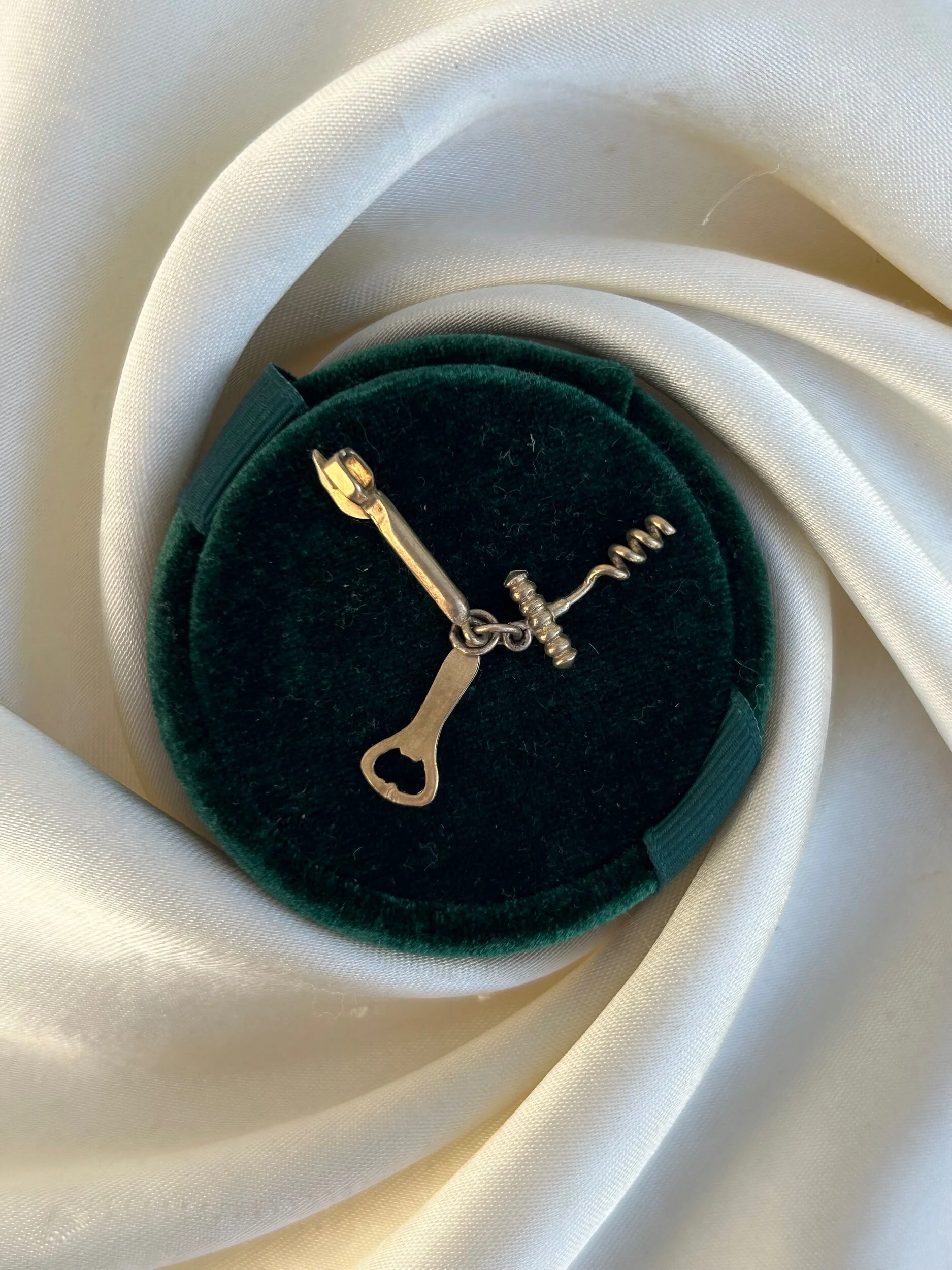 B7FD00F3-6063-47DD-8C97-15C98E342D66