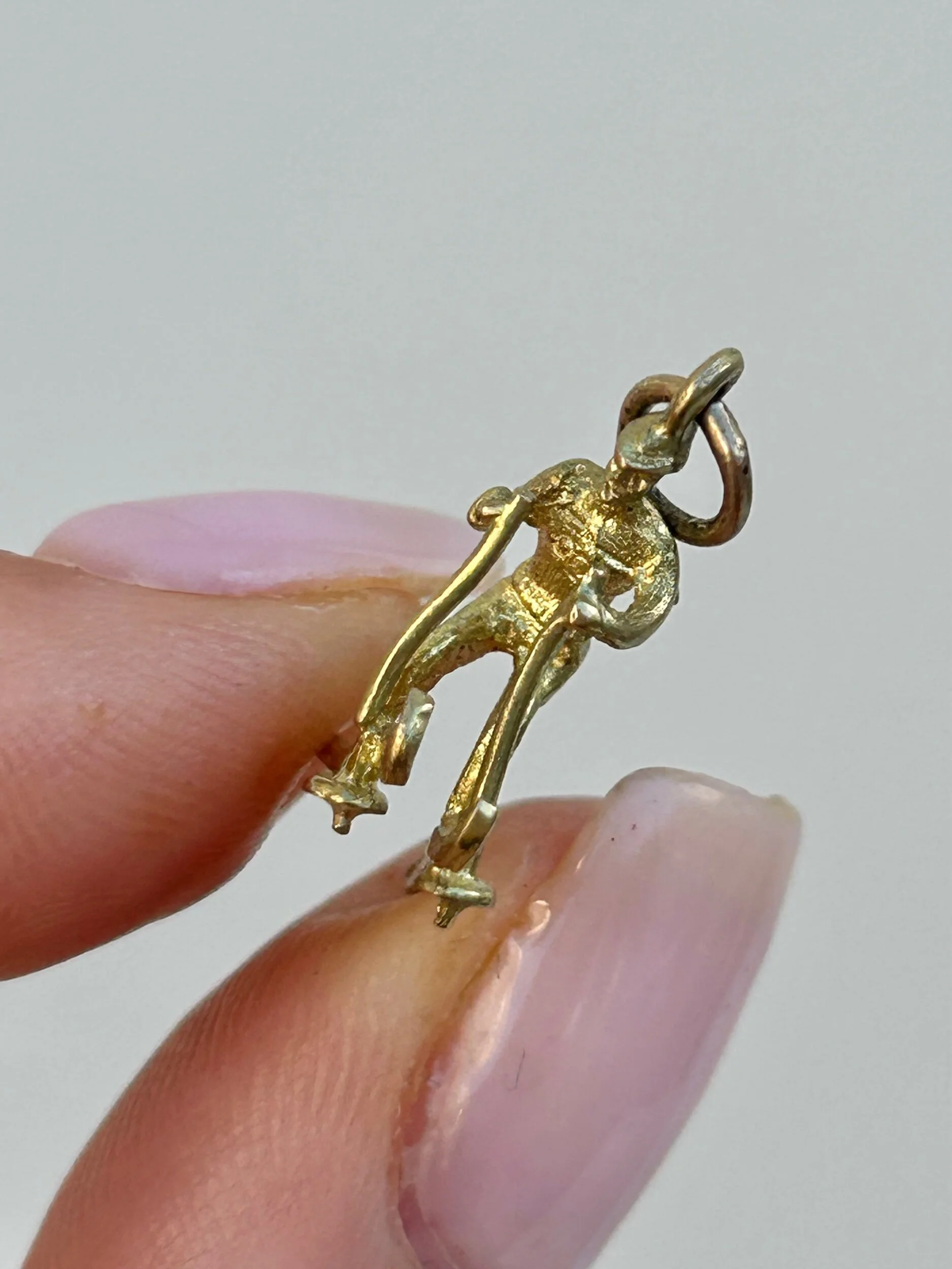 F1E2D4C1-508C-4D4B-A72B-7C44CA25D414