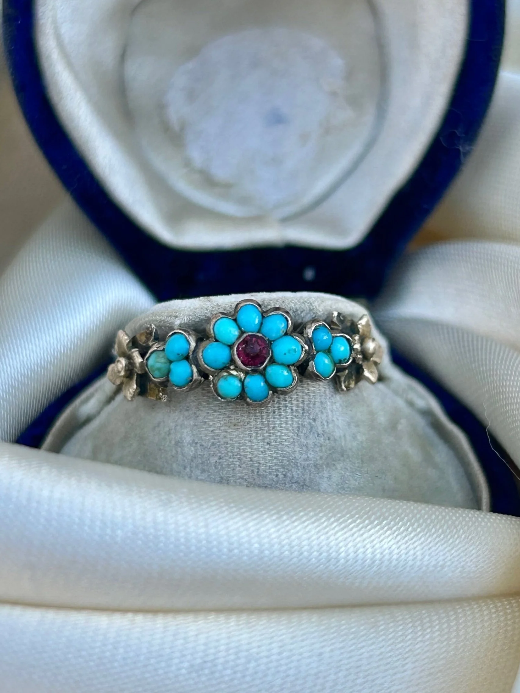 EEBF7616-0143-4B9A-9574-C7654C03D908