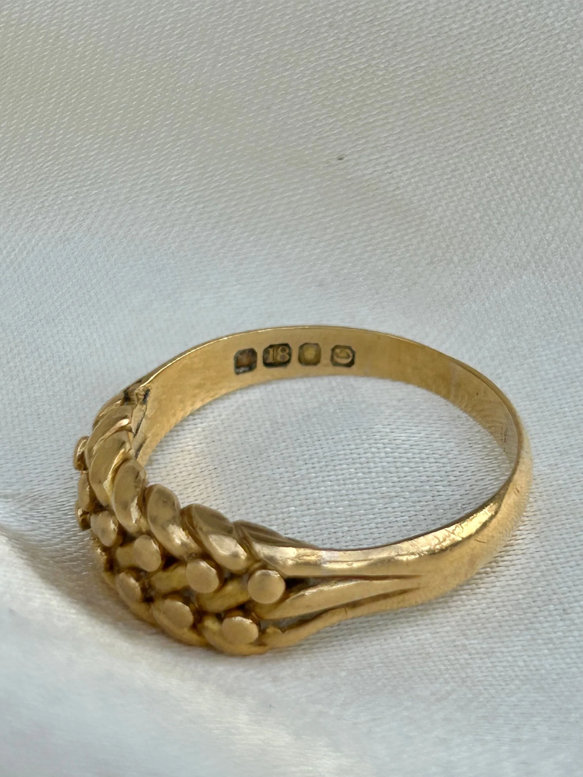 78426B36-769A-4138-9B7C-CE577B427772