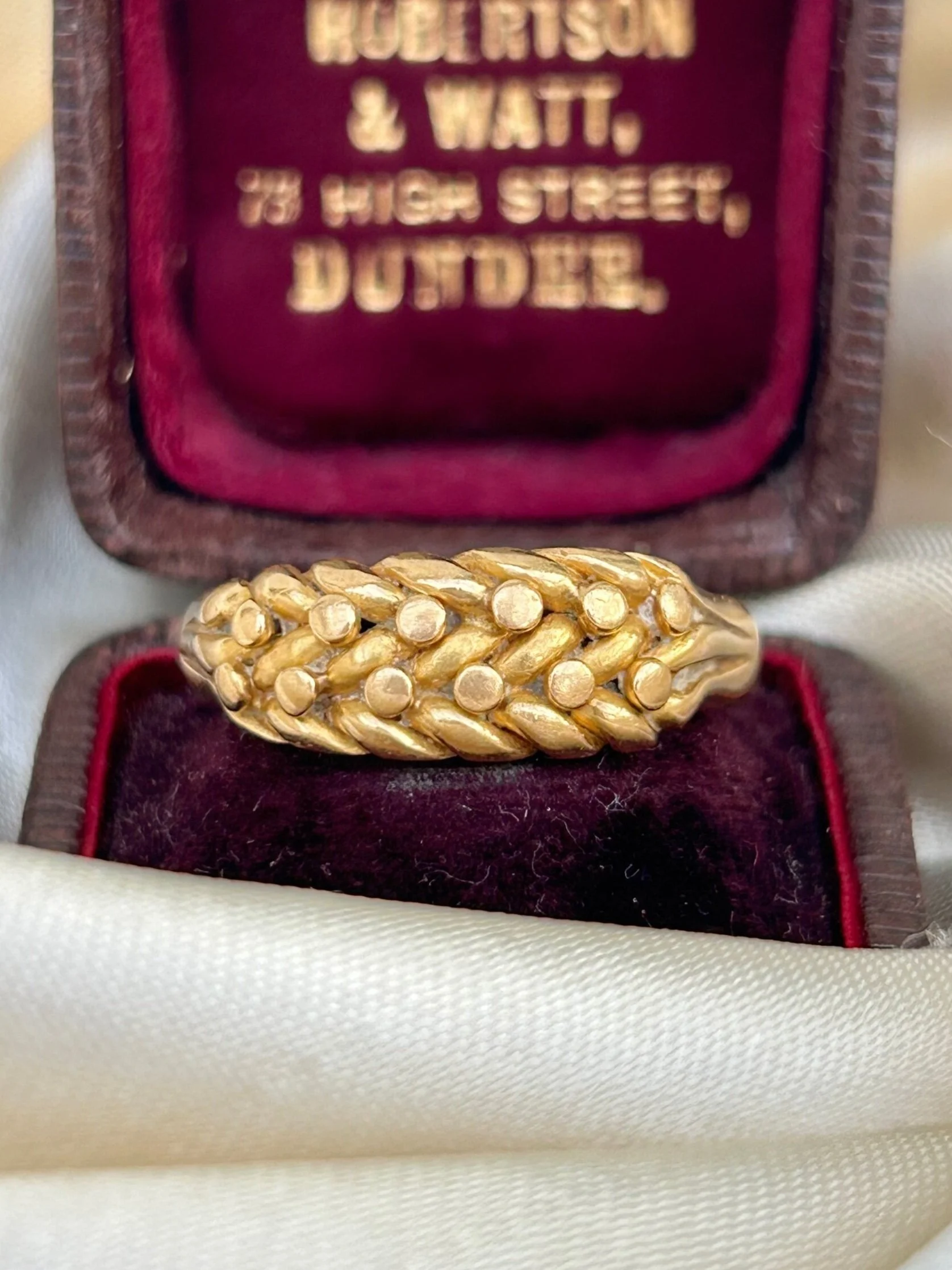 DA9CAFF4-79E8-4CC4-927A-5555CB92F12A