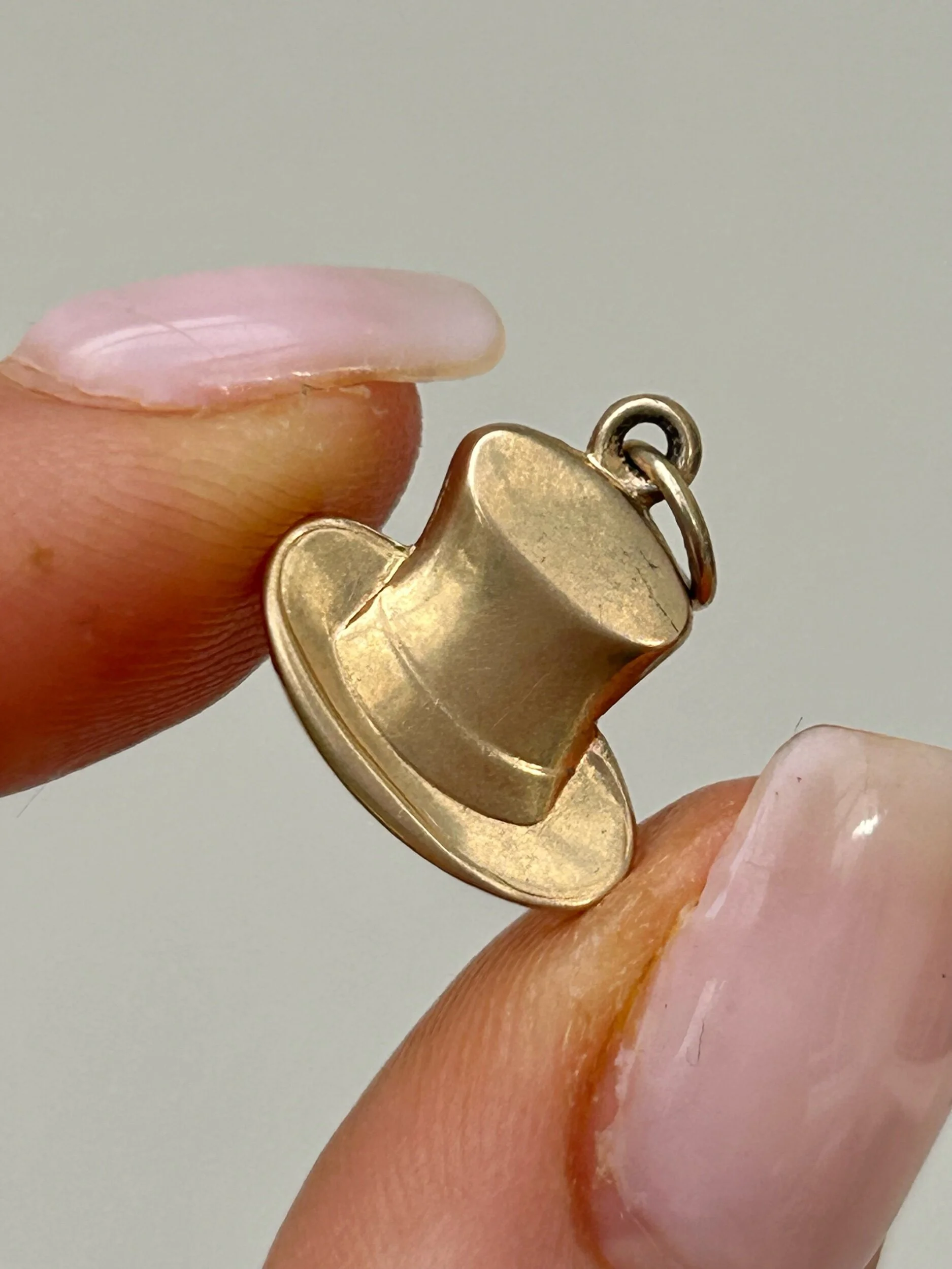 8E67DBDE-D1DB-40EF-B09B-C4B714A76AFB