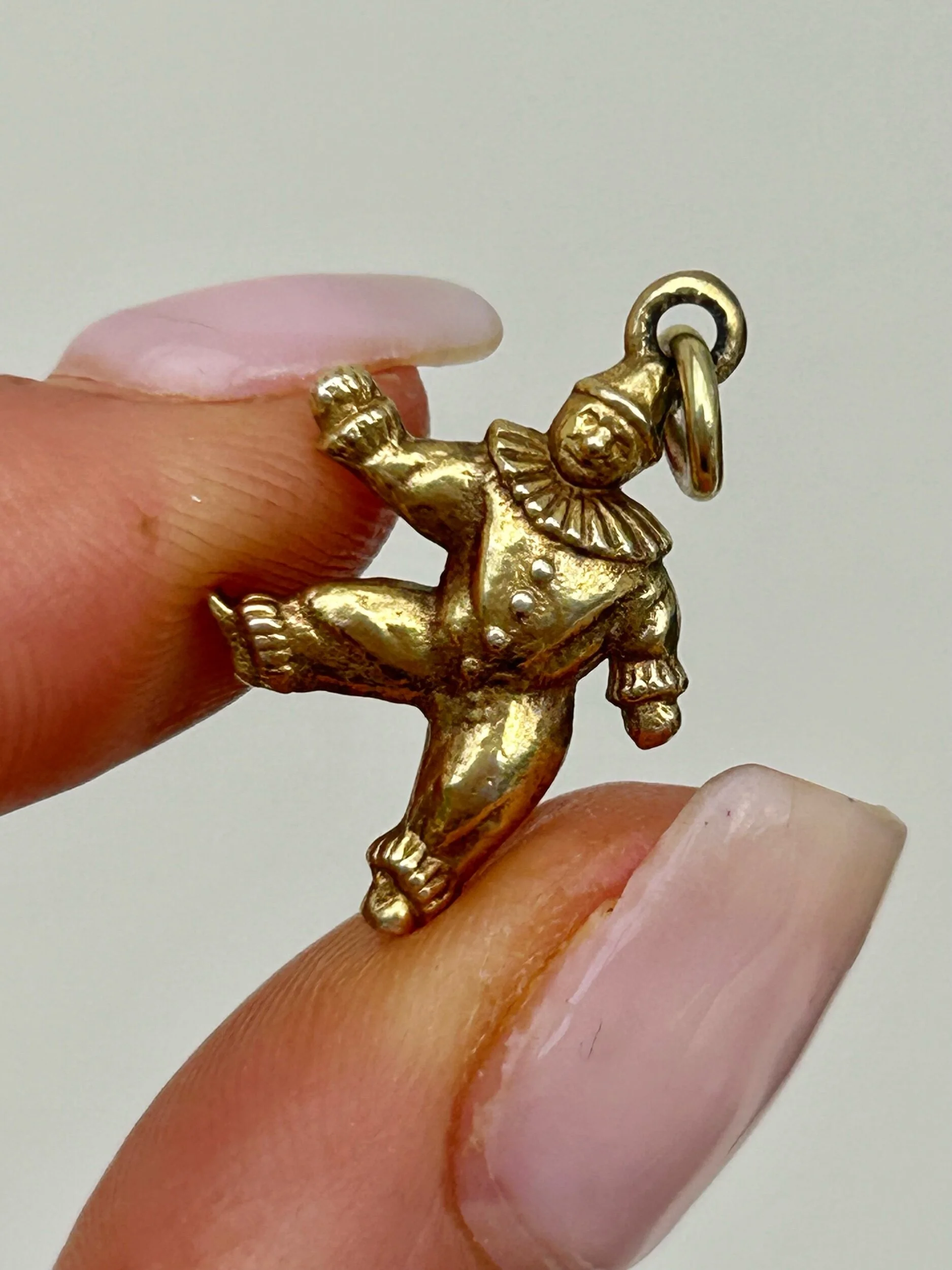 88042E22-AEBF-4C2B-AB2E-B825FDEF3042