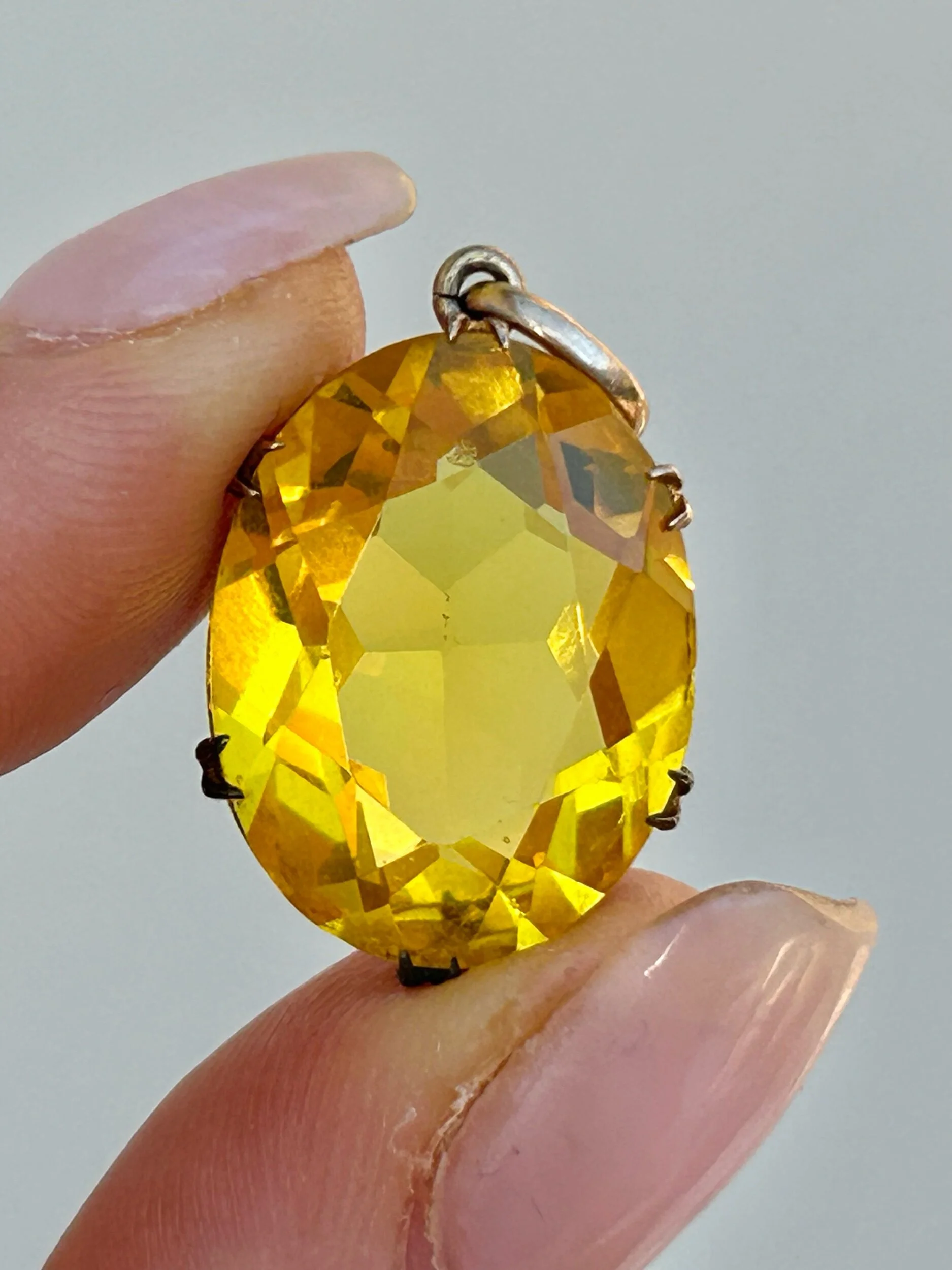 35479C75-A232-4887-8CAA-9A32E1FD1C7D