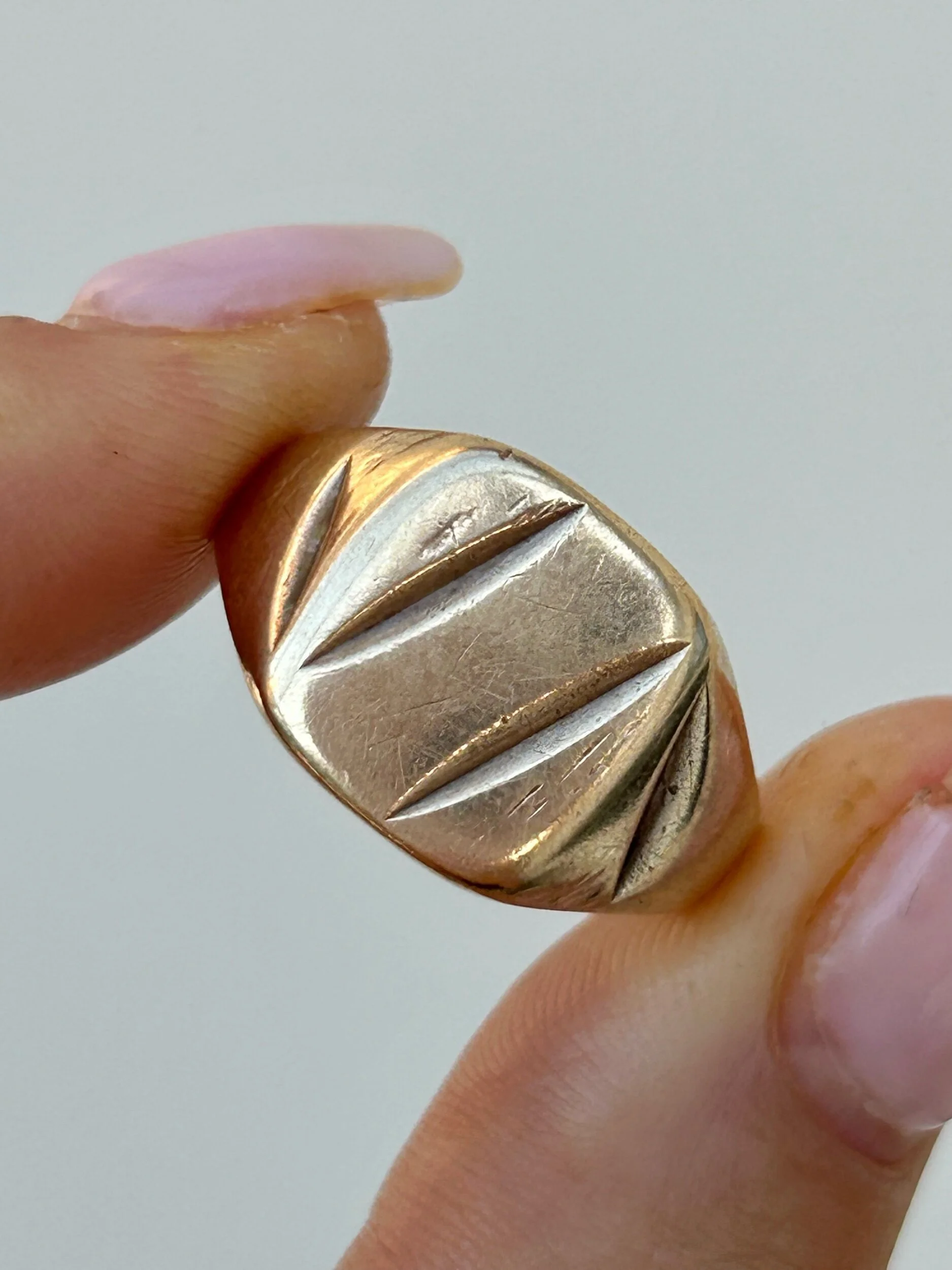 F93DA590-F18D-4CAC-8AFA-CBF0EC85210F