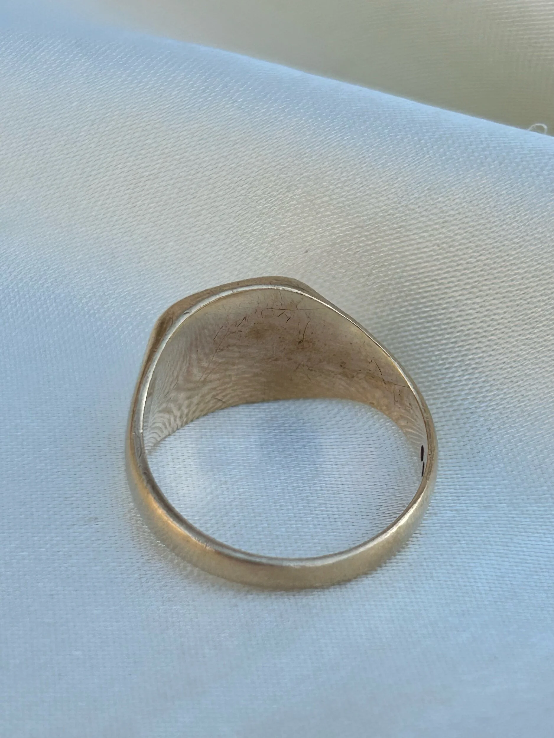 FE87F28F-349A-428D-BE9A-D8F8CDEF28BB