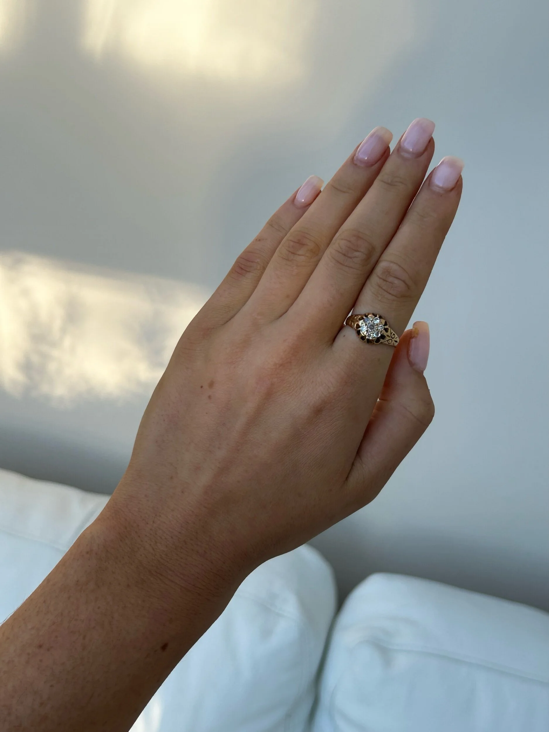 5F11A909-E430-4273-AAE2-E9BF43437FFE