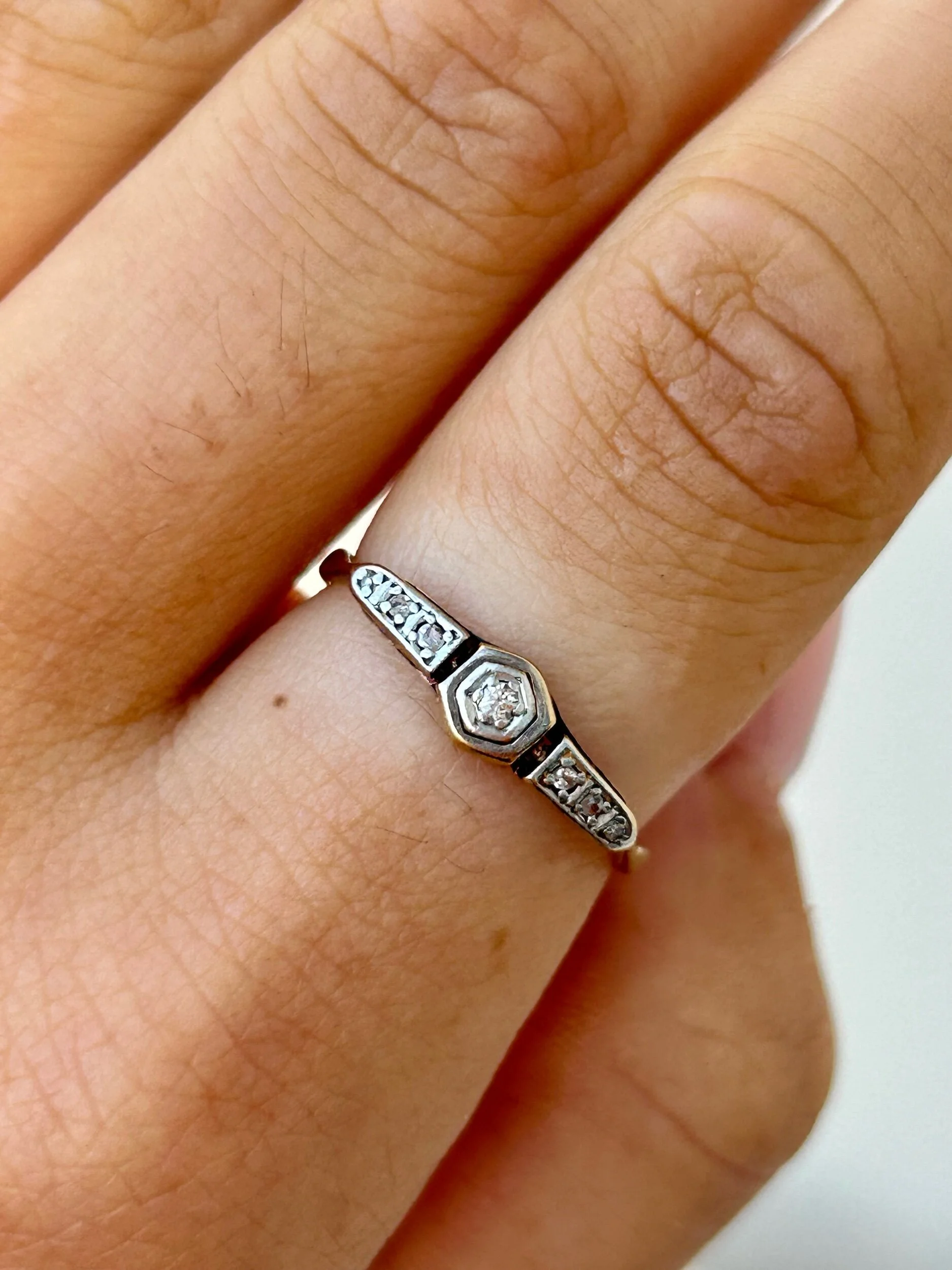 4A1BCA51-C415-4DBA-AB90-799768CB8E15