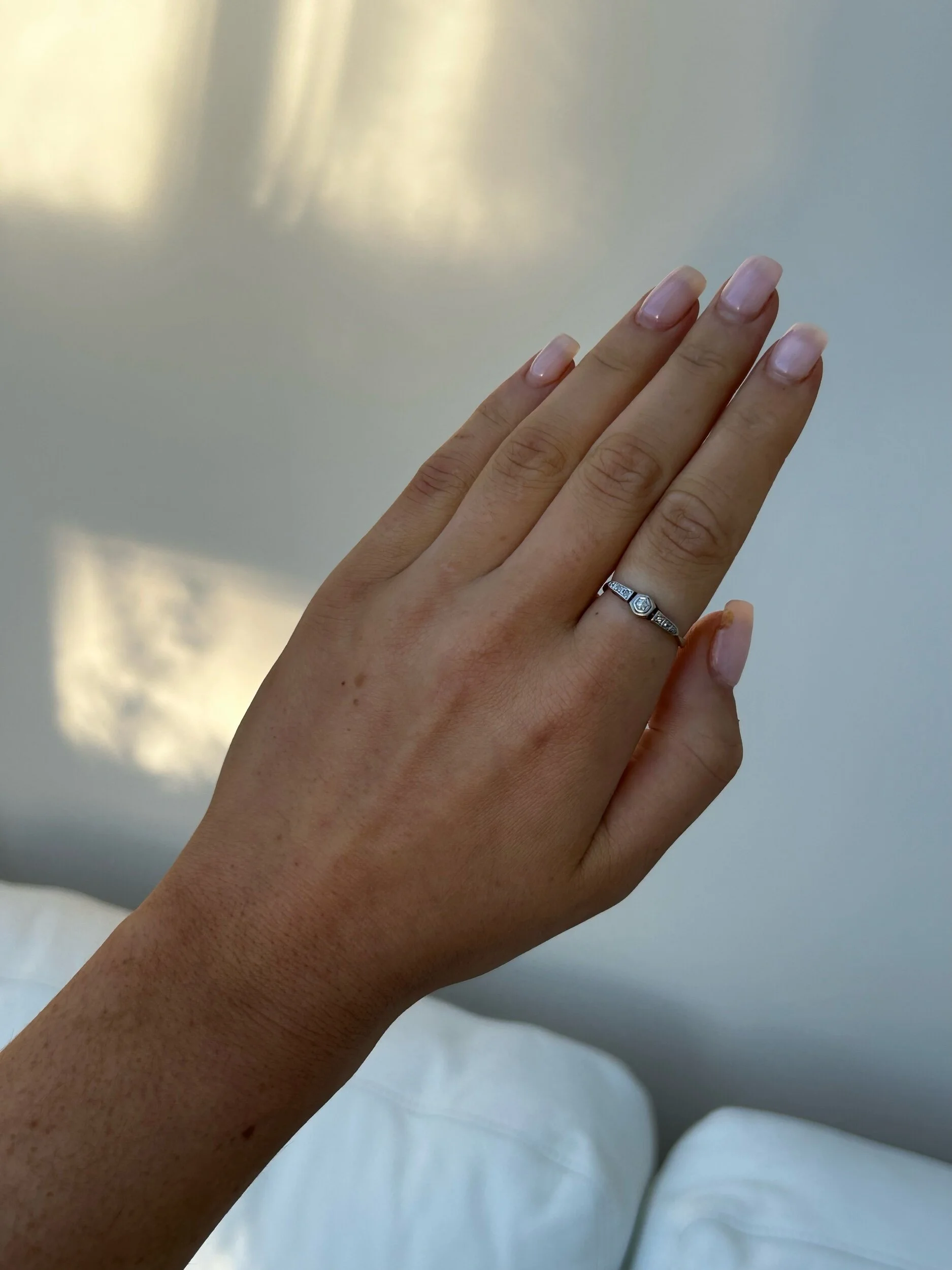 DE992644-849C-4E20-B453-5162C0634E6D