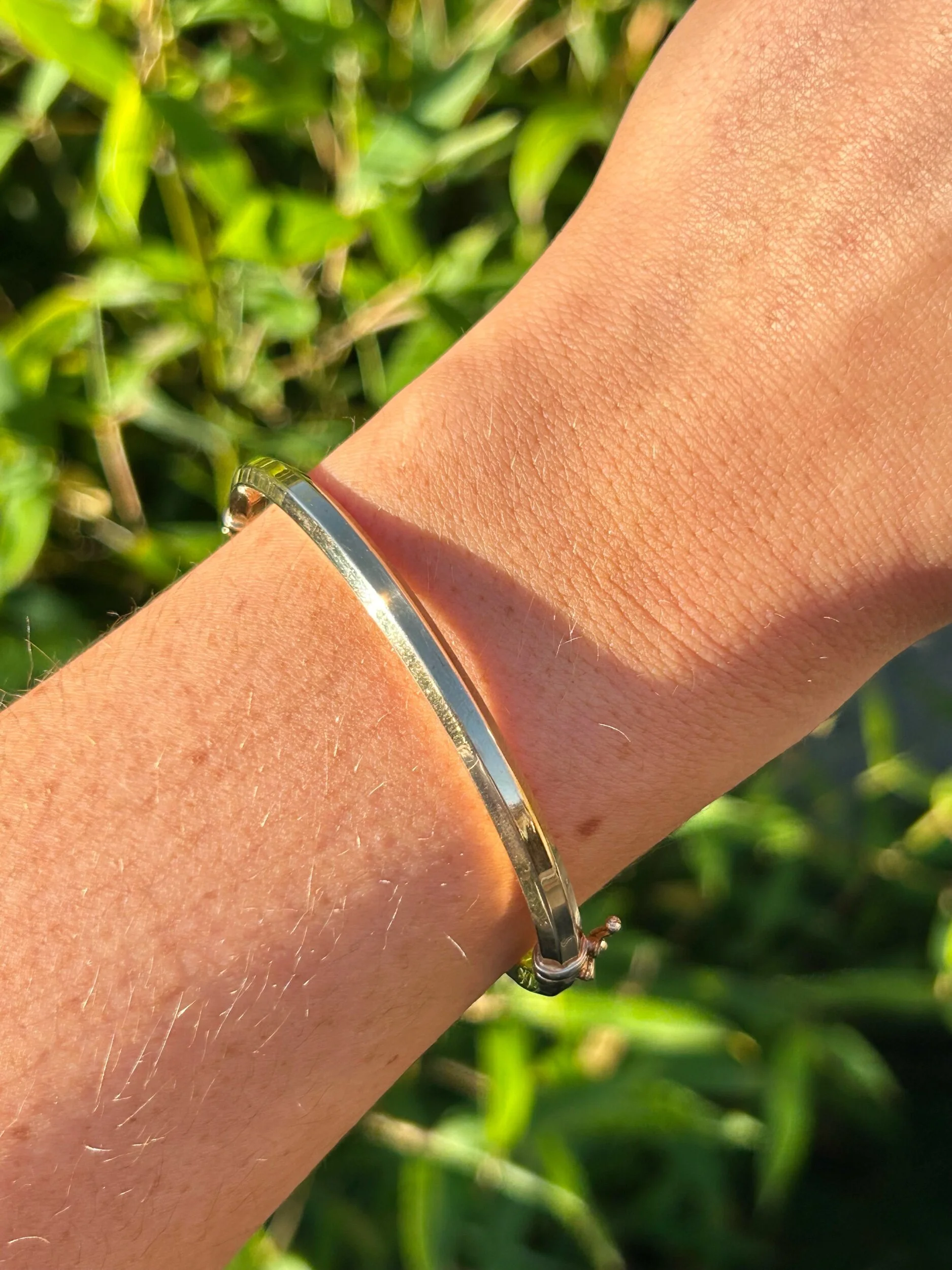 7532DB3E-7082-4175-8E24-743516116126