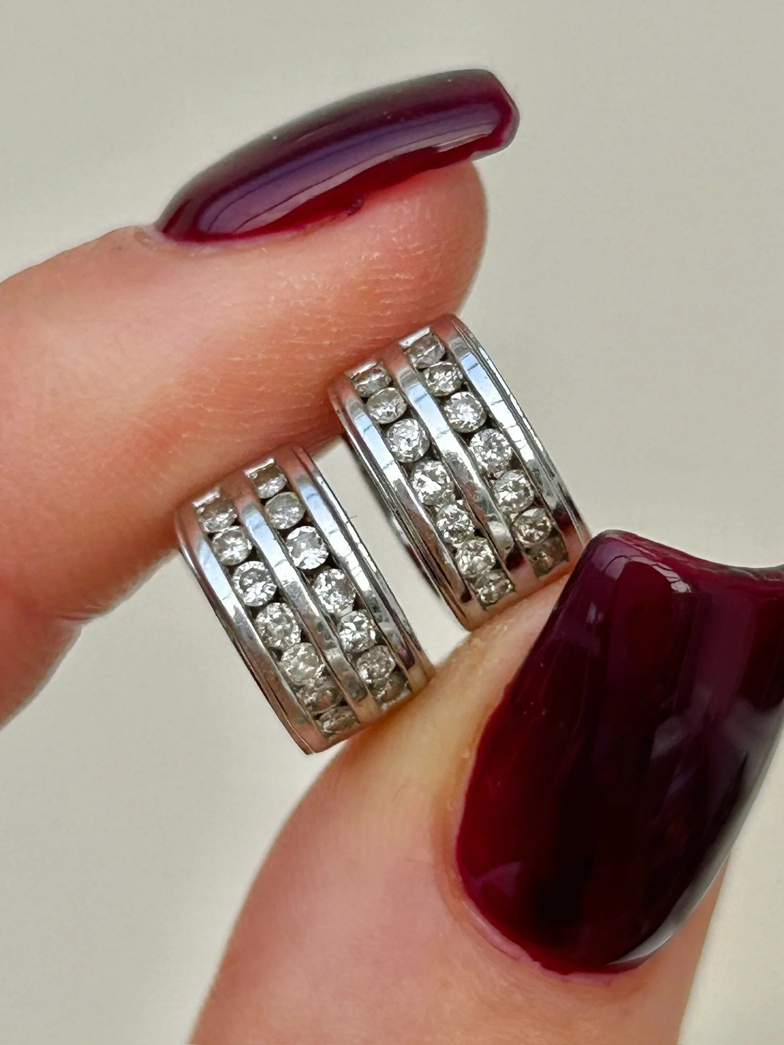 52C22CB4-8E46-409E-9593-054CA9F76861