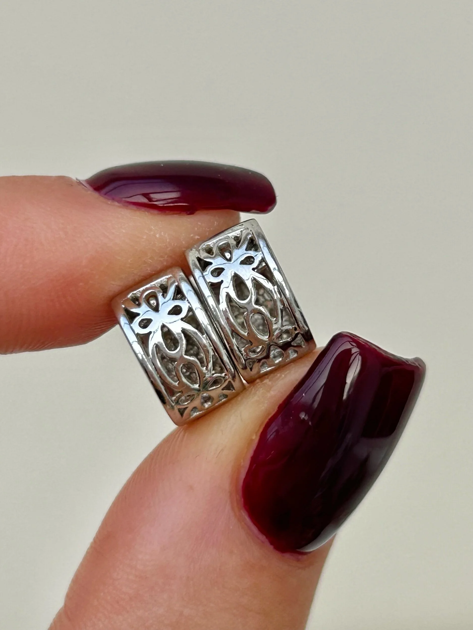 63AD6A3B-4A92-4C77-BFEC-76D15DAE6768