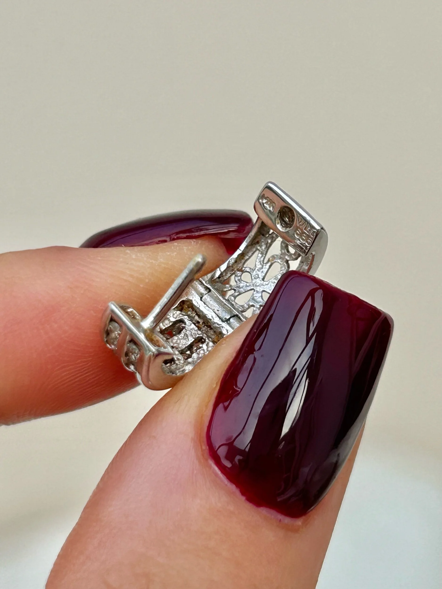 47CAE4DF-203C-4CA1-91A7-CE4D73B89D58