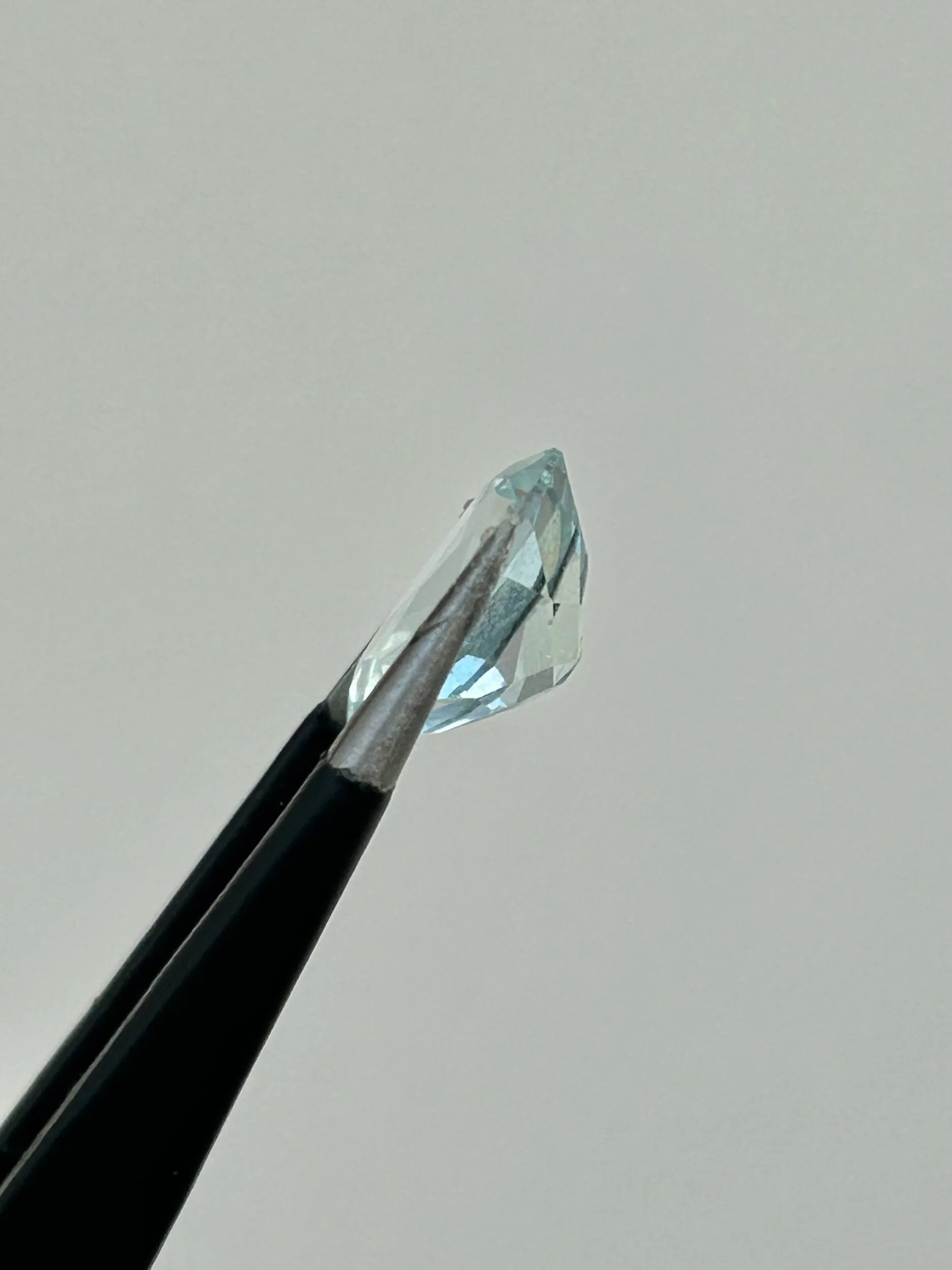 B3272793-683B-4626-A309-7FEE3FB11918