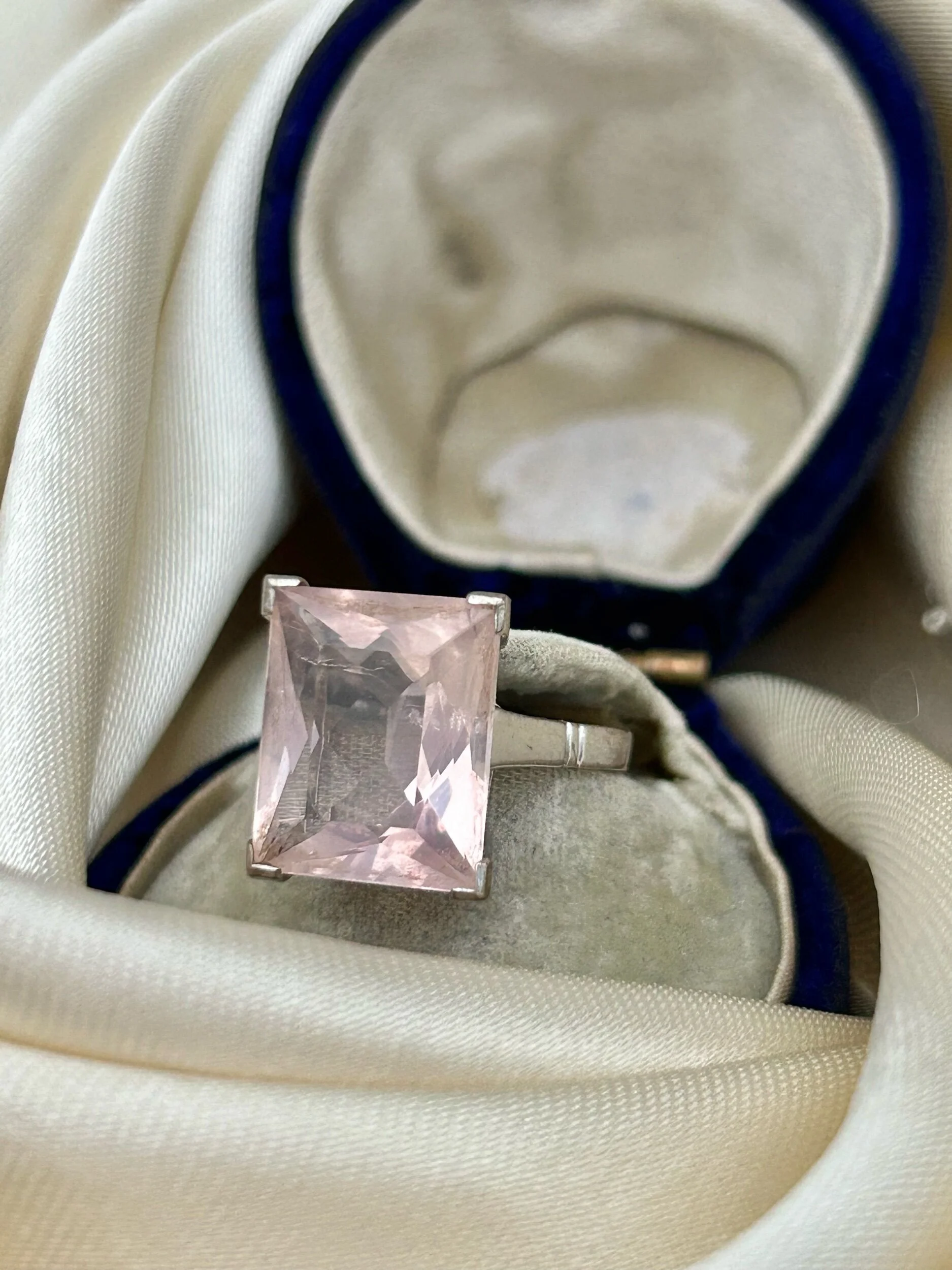 A468168E-33CB-42C1-B1DA-DEC1BCACB76A