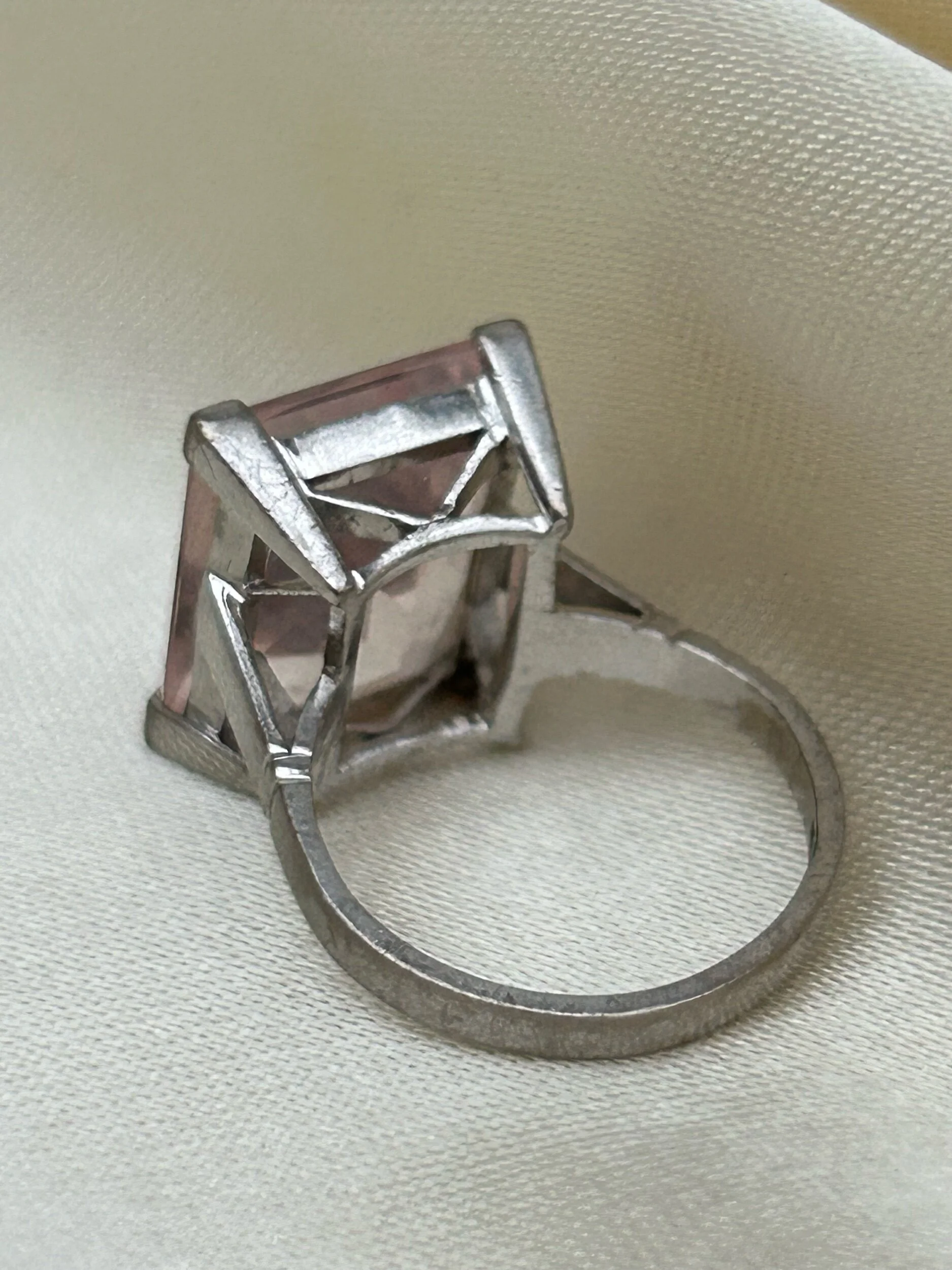 45670A42-4A87-4293-94AE-FEBDE281CE93