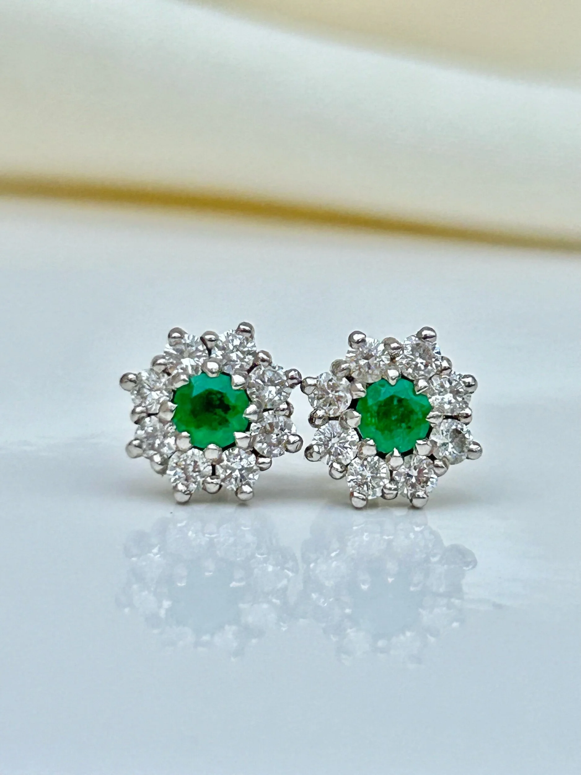 98AB0E3C-704F-4091-B3E5-8F1C9CE05801