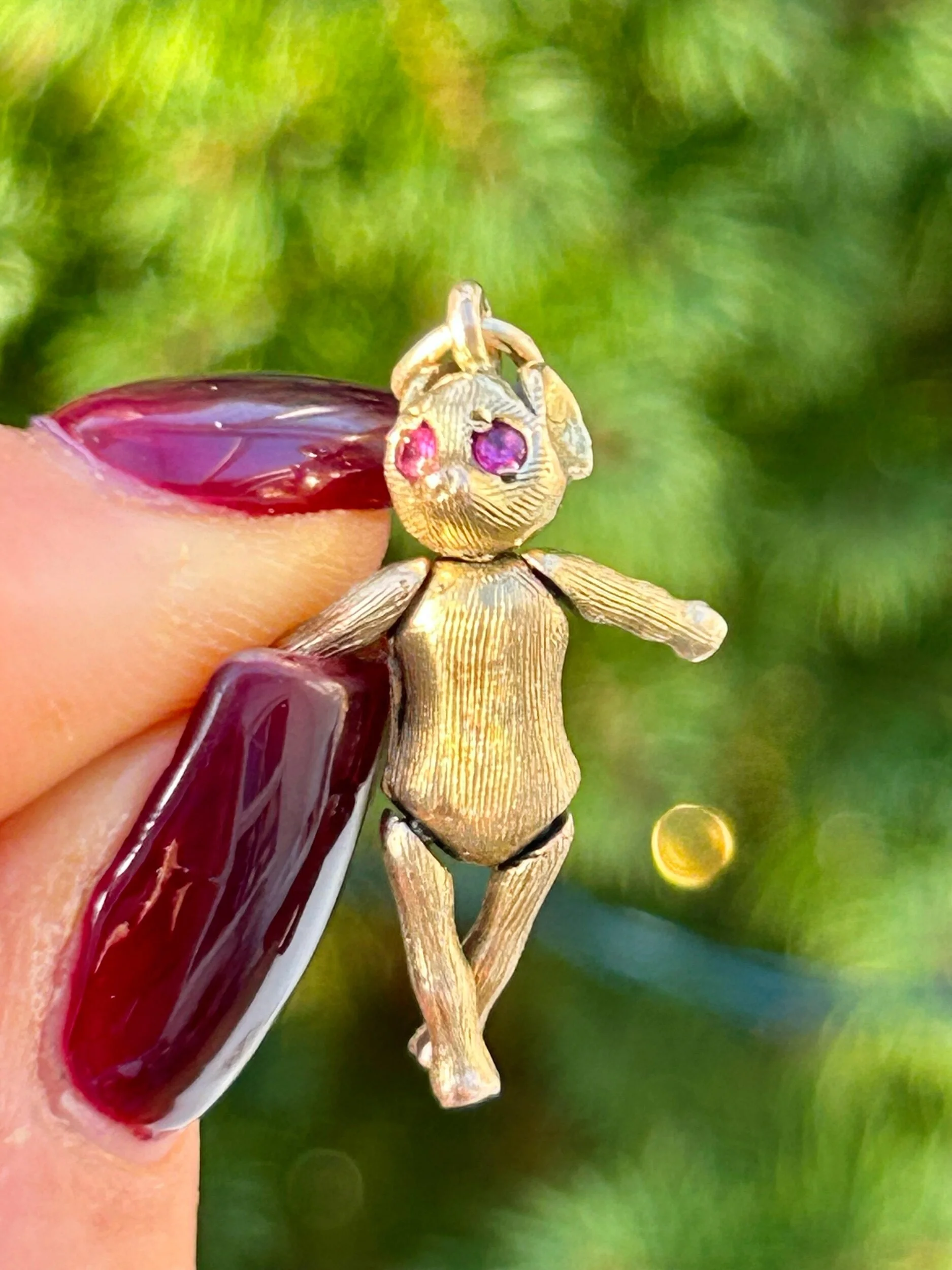 B4FA7EC7-CA8C-4744-BE7B-7AA3FD643B48