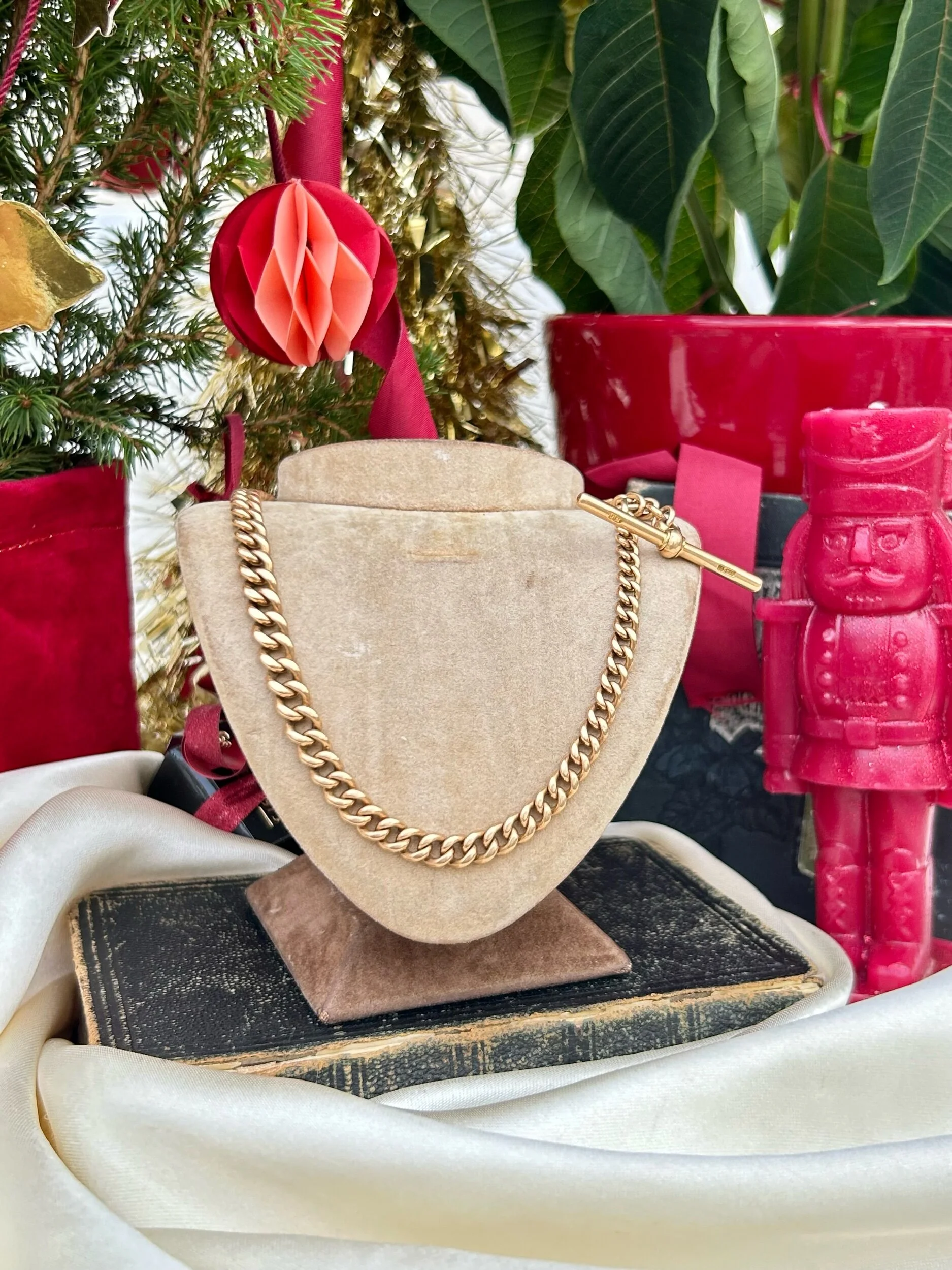 9CF3E4AF-538E-447D-9108-AF1F3630A619