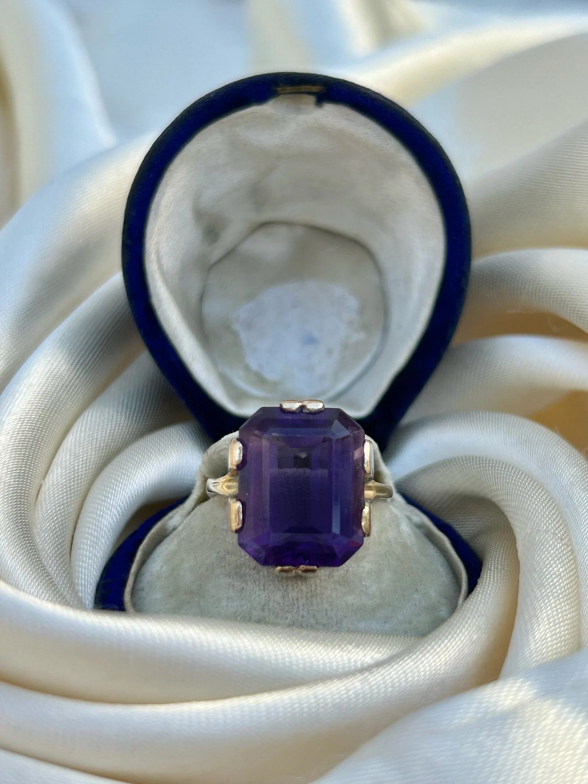 E90E0B4F-672D-4B4A-9047-2F6AEEE84F42