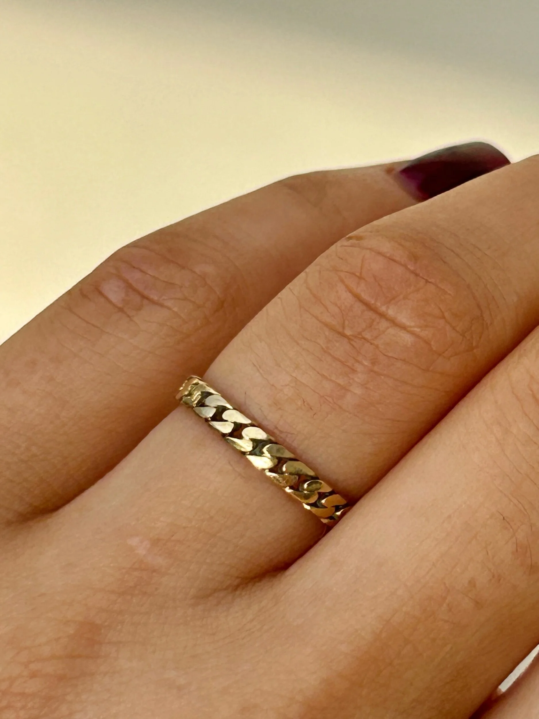 4EB50257-92D0-4869-A0F7-3CCA331D3CAA