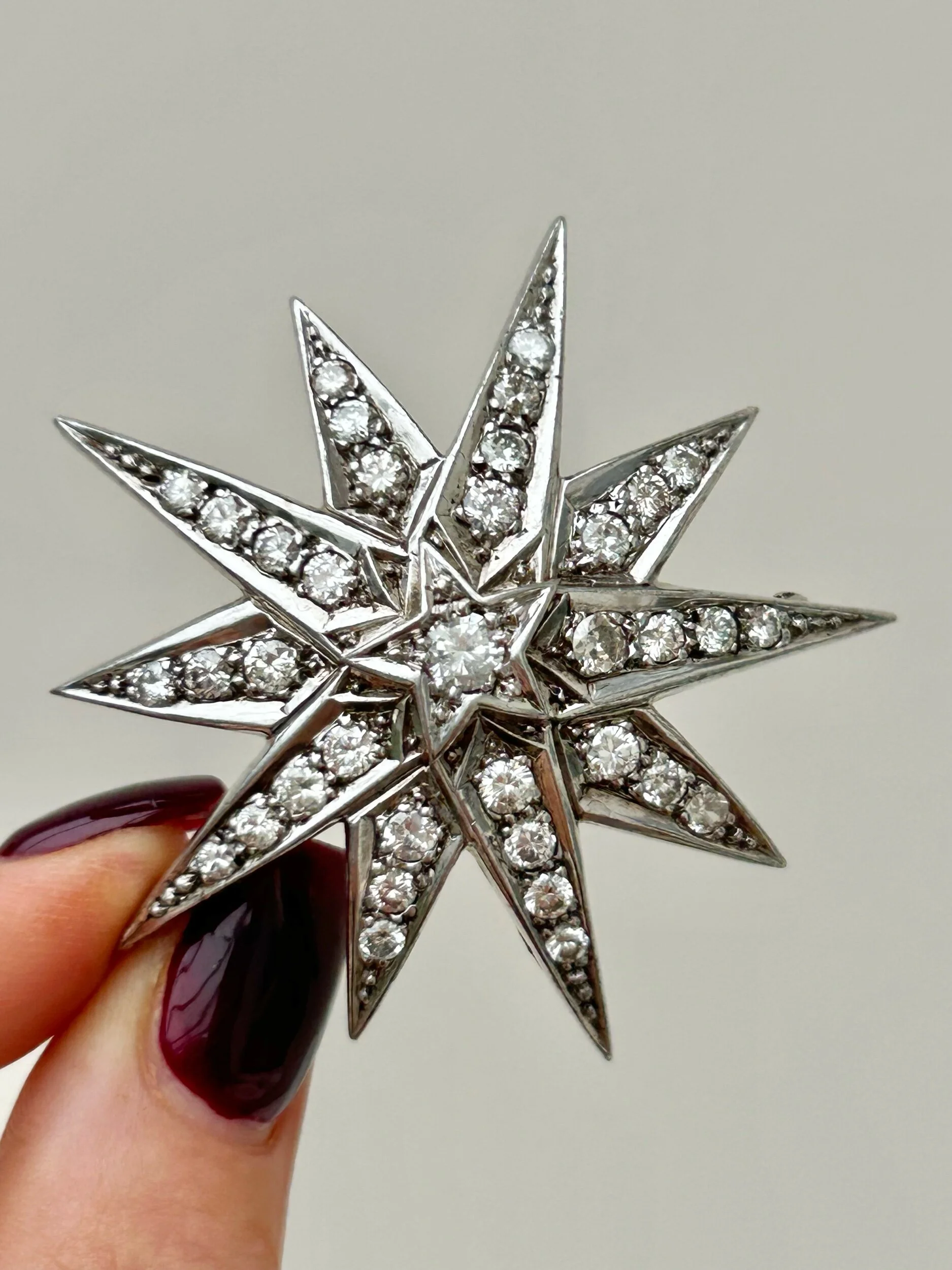 03738E91-9601-423D-974D-8C513633C7CA