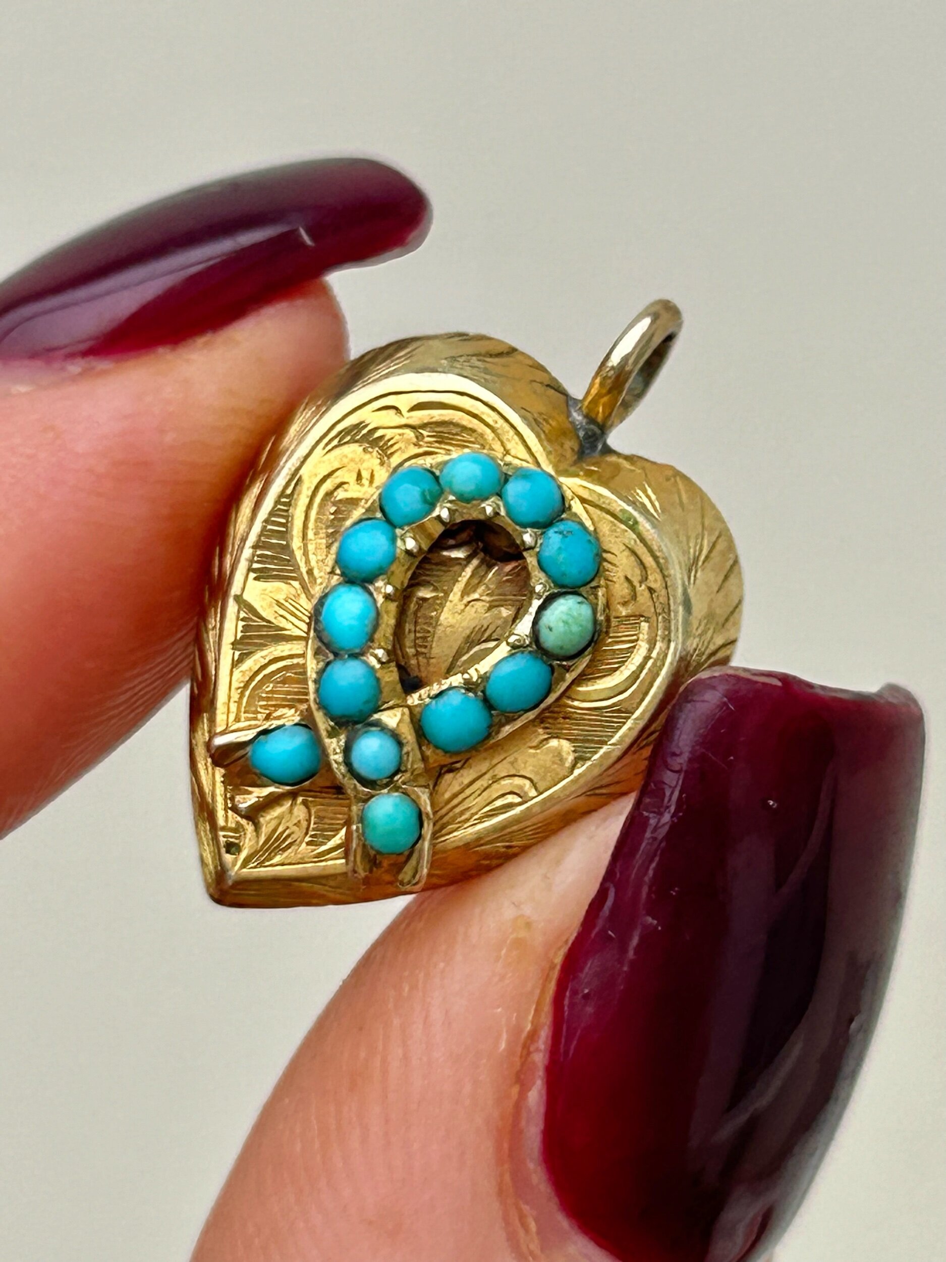 CA18E50A-7910-430F-AE94-E8FCB10E8303