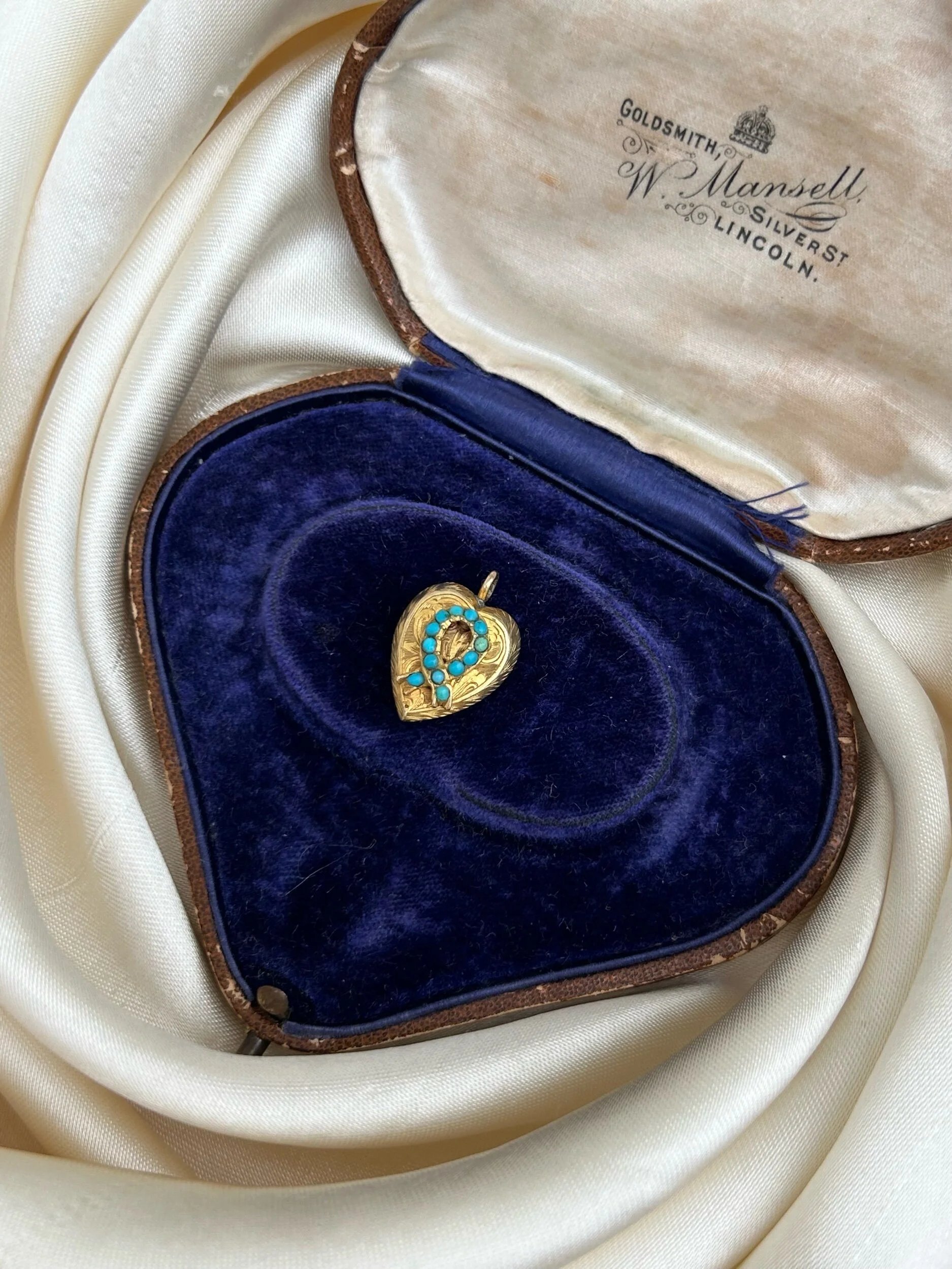 DB6D97BC-2315-490F-AE5B-2984AF80819D