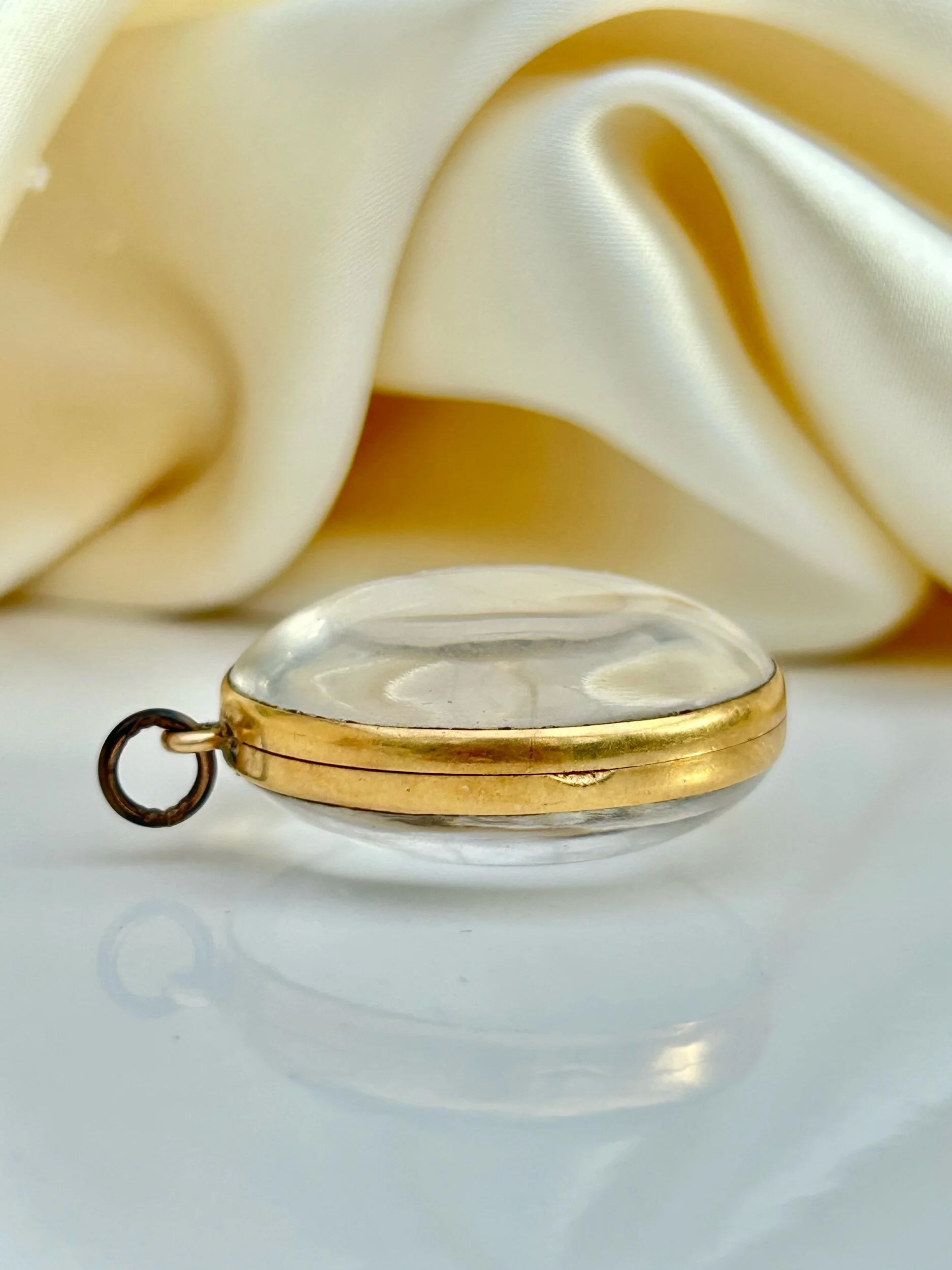 7B5BF634-6C13-418E-A1F9-8B7413C10063