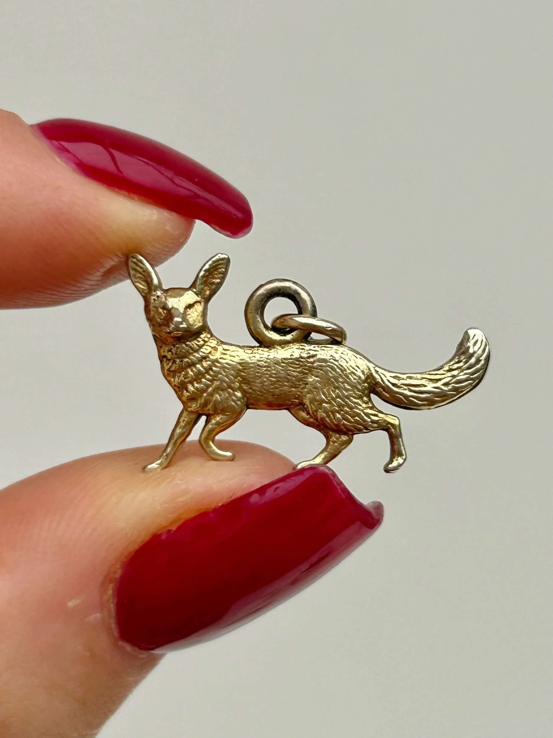 7610FBE2-B854-4D2F-A017-06332436B78A