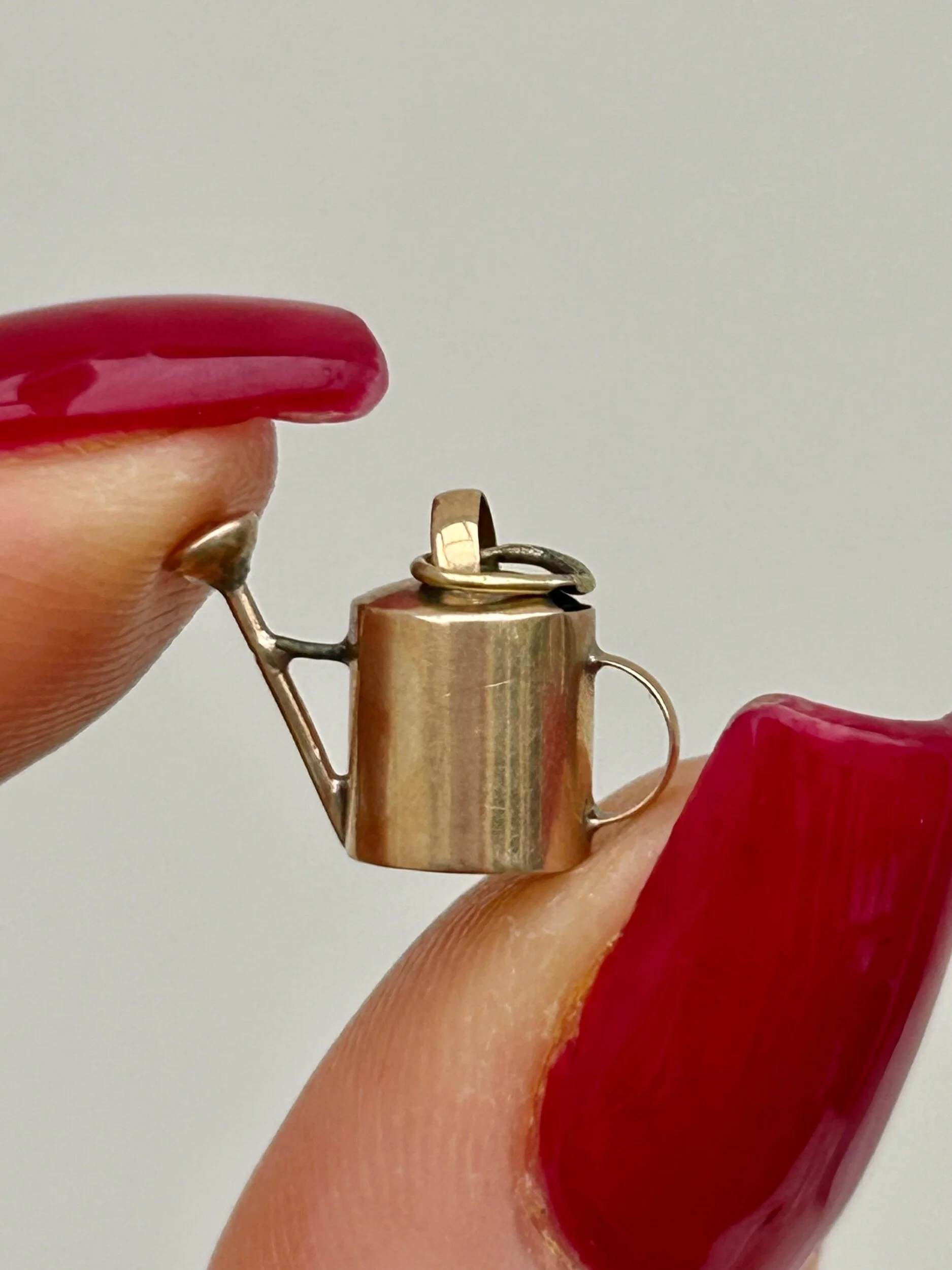 053CC55F-6186-4B01-B542-532D034AB1AD