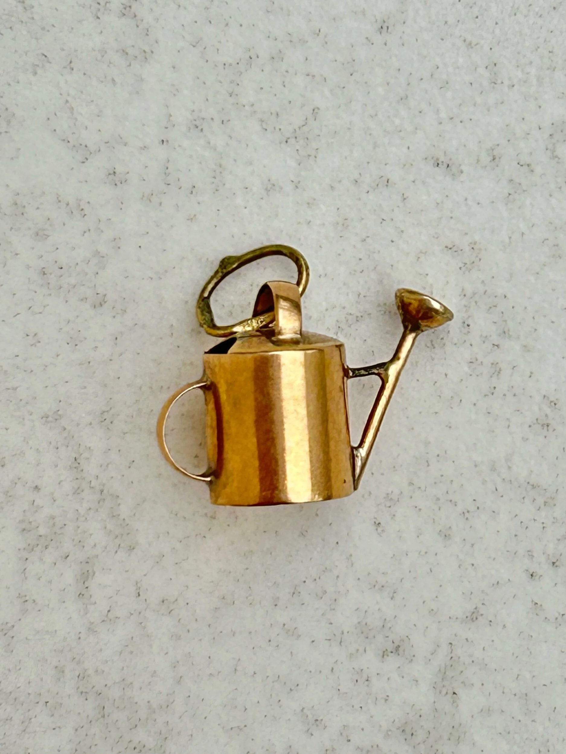 7B791AAA-7A94-4BB8-BCEA-9BABAF701766