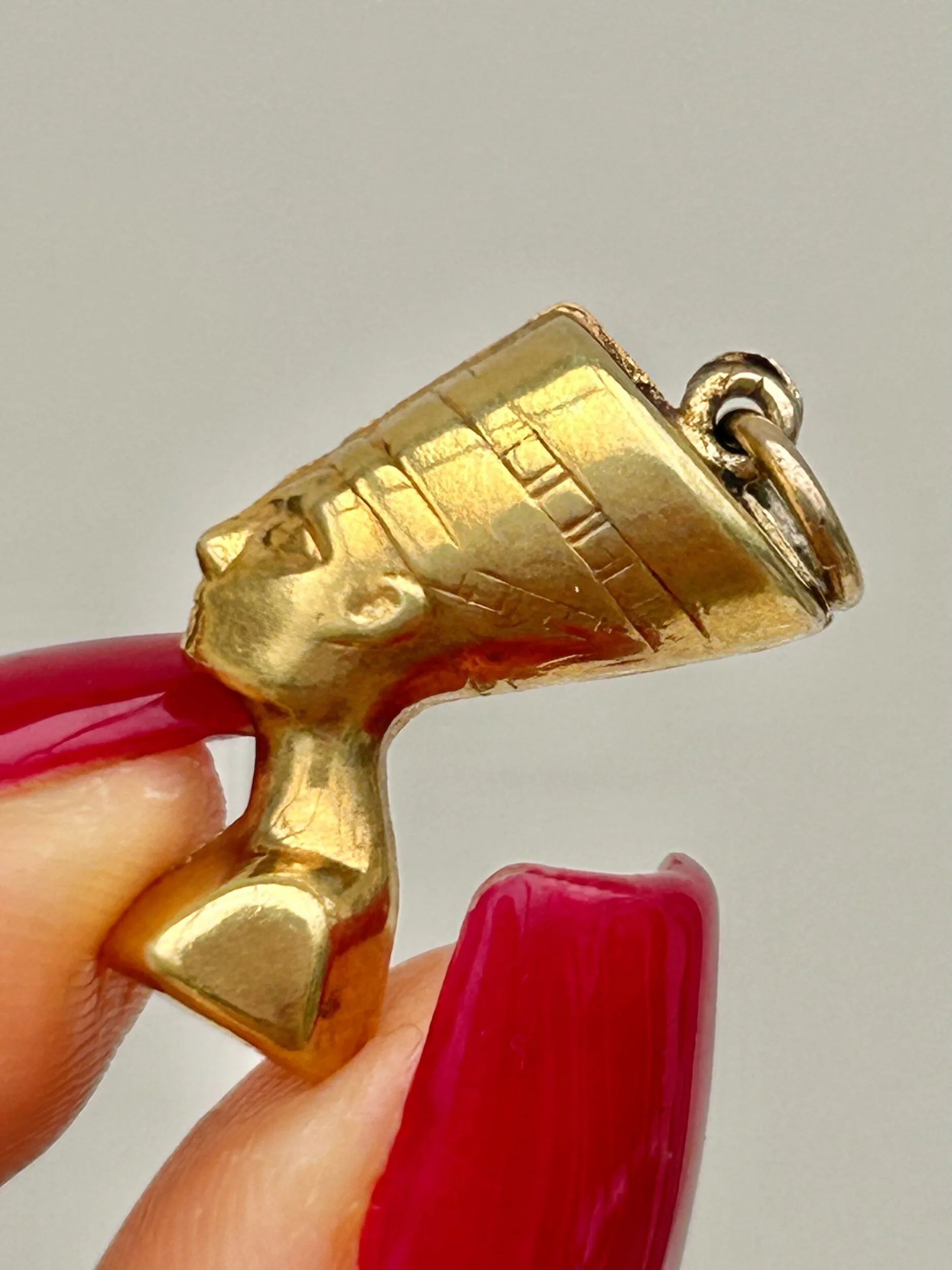 CE6F27B5-DD80-4B0E-BF68-F797D6D384F3