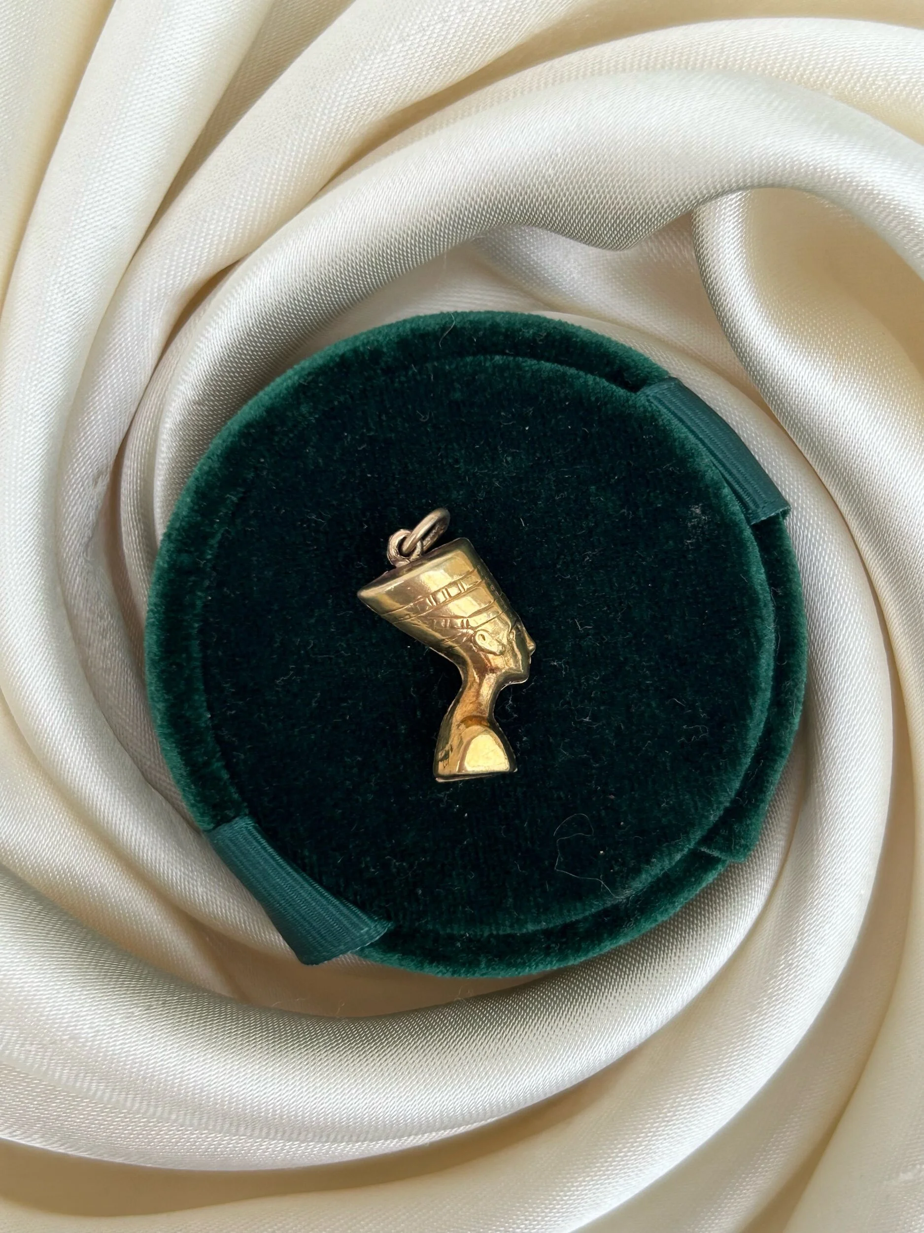 BA9099E0-3B49-4104-9A9F-ACB0589D3894