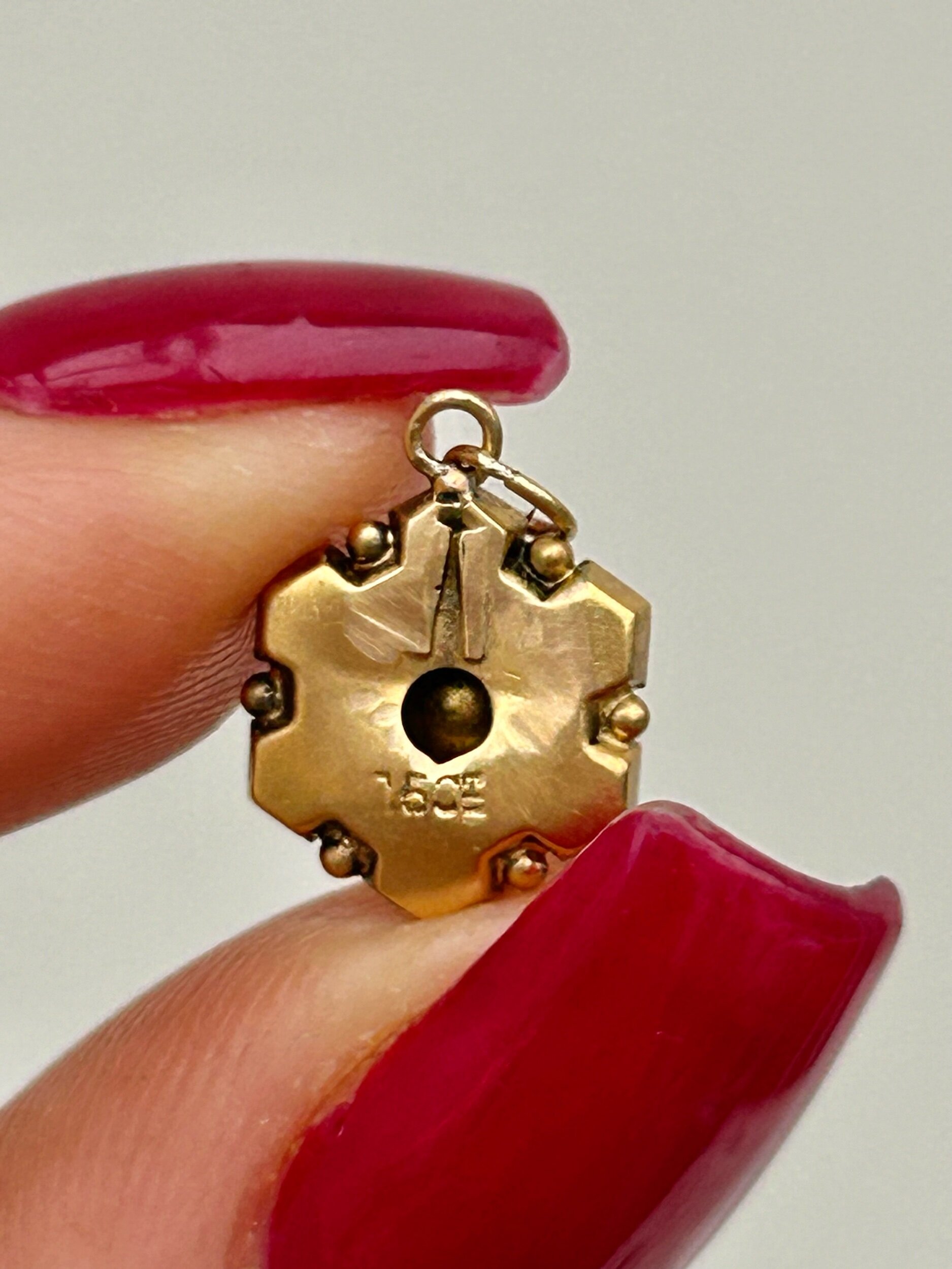 F5A8F755-B051-47EE-A15E-6A27236153CA