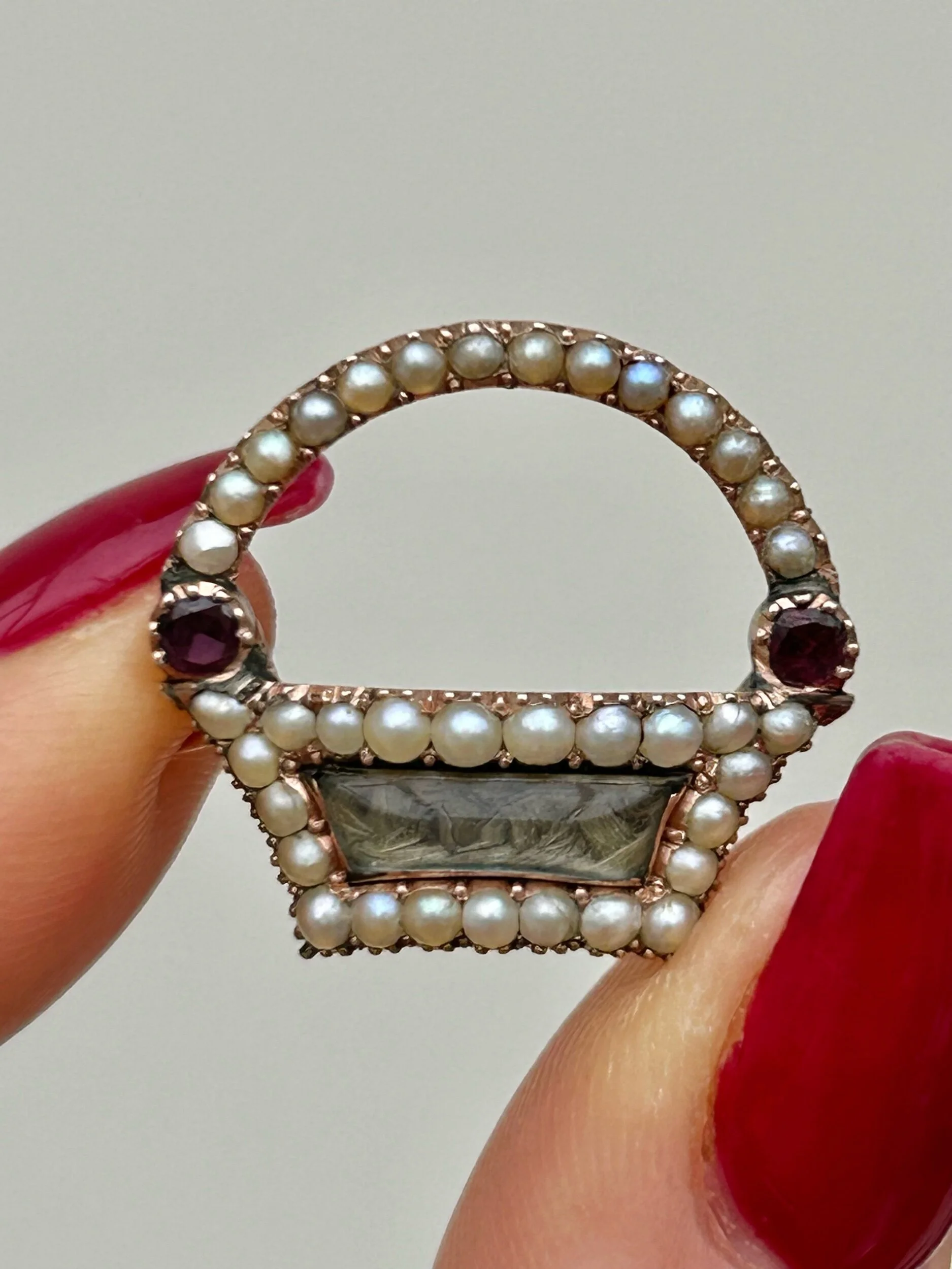 818F9E4A-4221-44C6-AD98-2E0CCD305E81