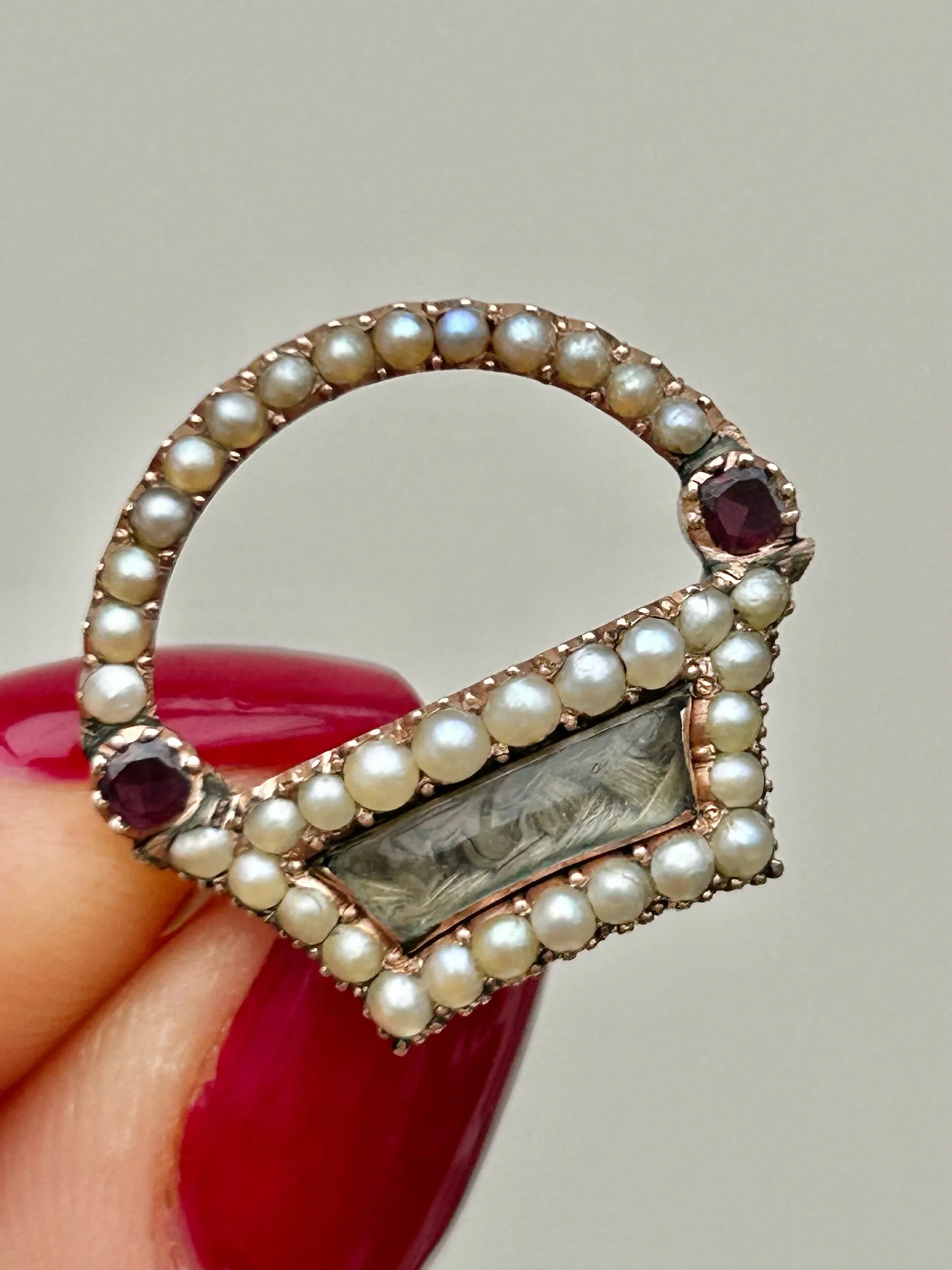 66B64D93-334B-497C-9E8C-987F16C3C723