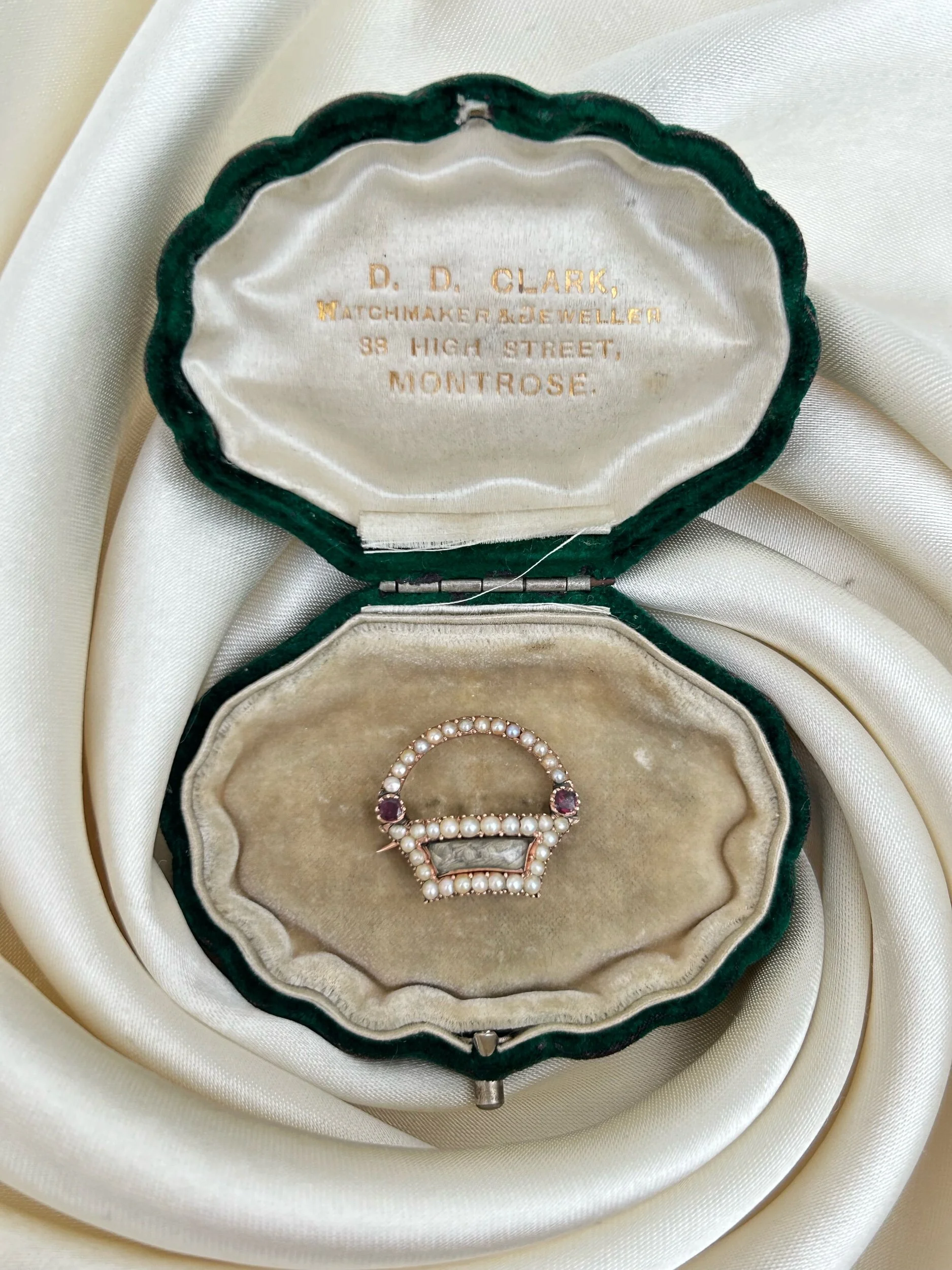 A663DC7B-8752-4D72-9075-2E7E0F3D4843