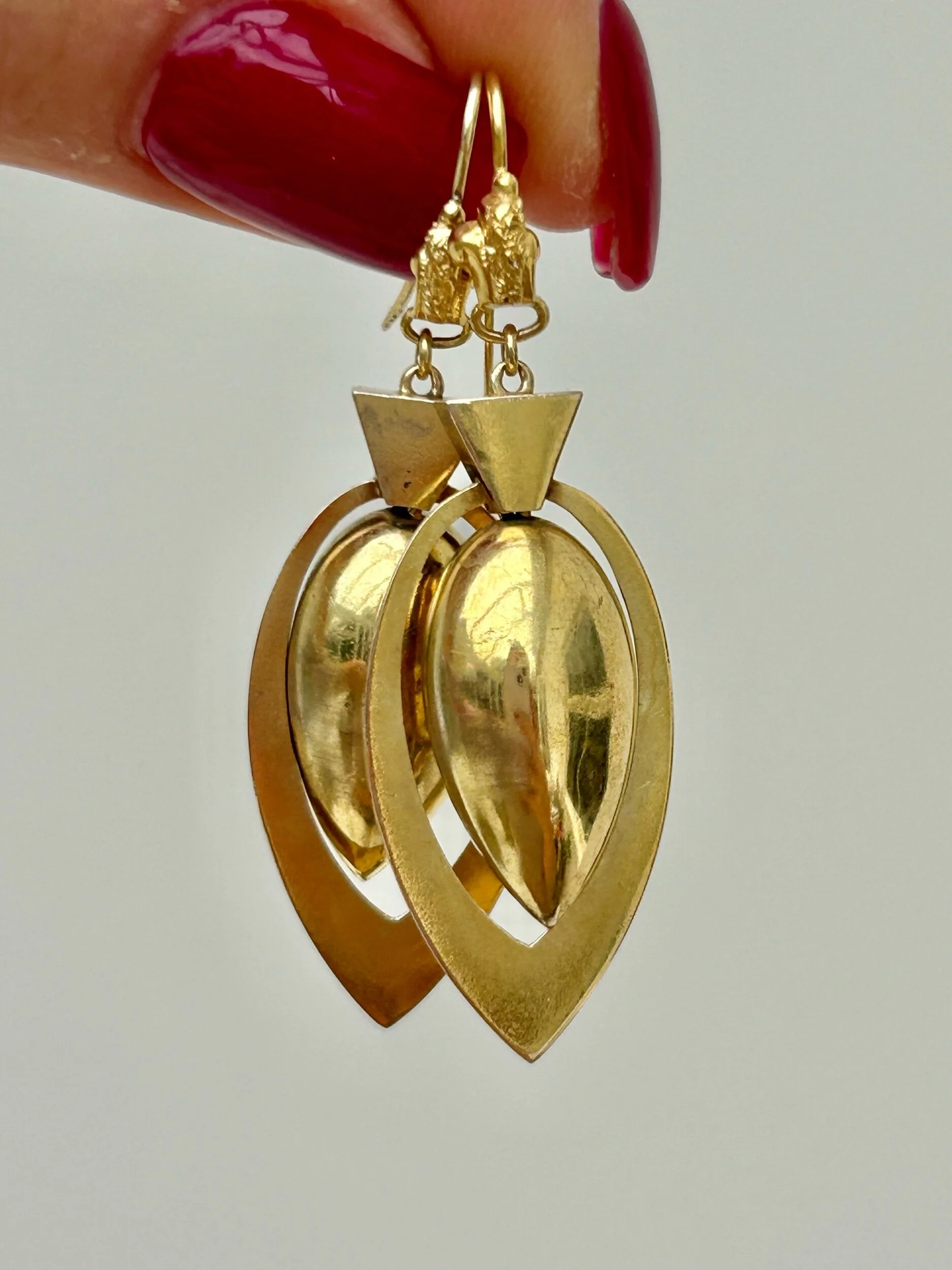 F2E4C384-8590-4372-8FEB-0AA99BAB78A1