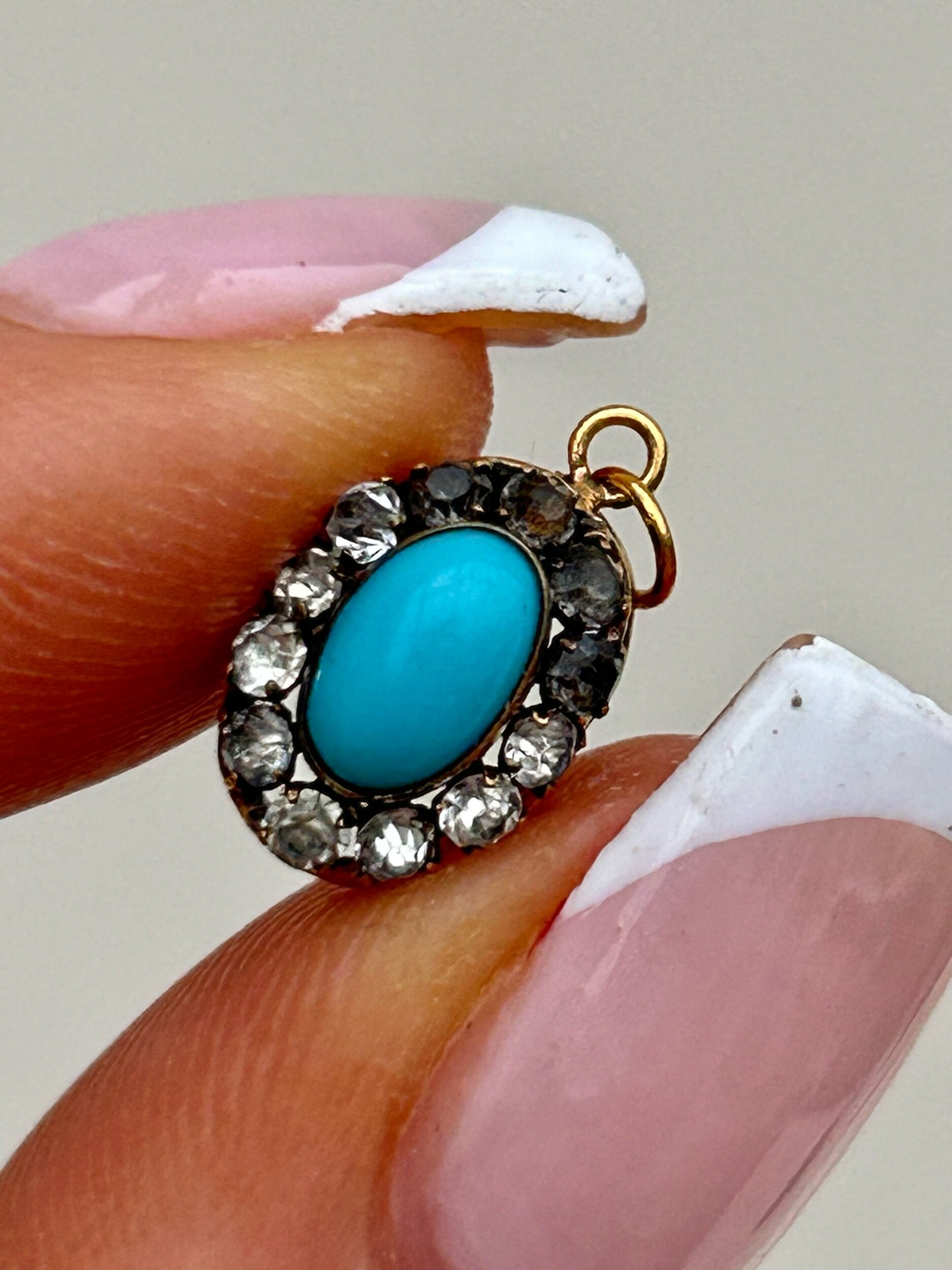 923FACB9-E9F8-4BAD-B4D3-480C97CE953C