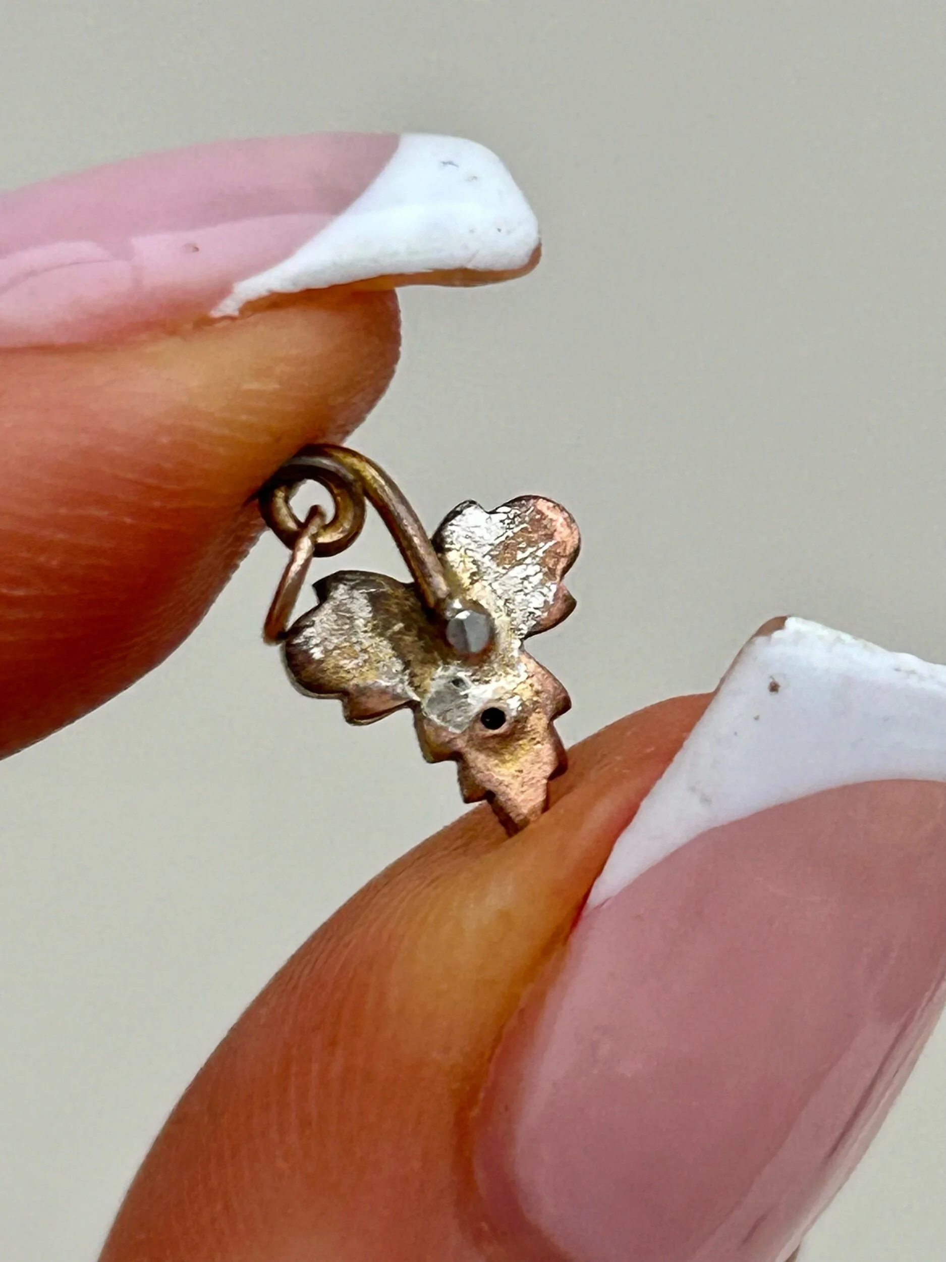 62696522-0522-466A-A879-1F26320DB3DE