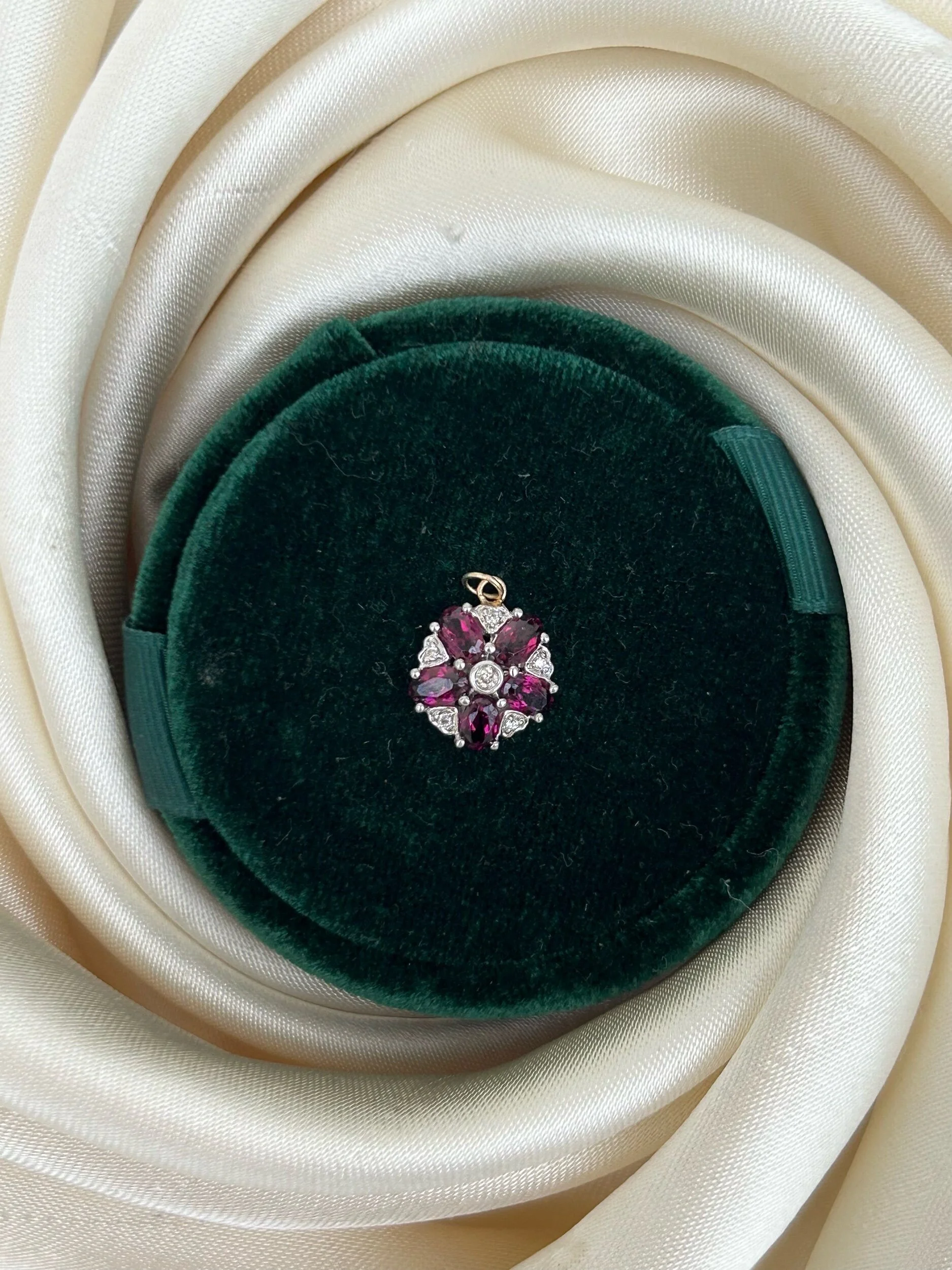 E96F2743-A86A-4E76-A794-199F0EA841B2